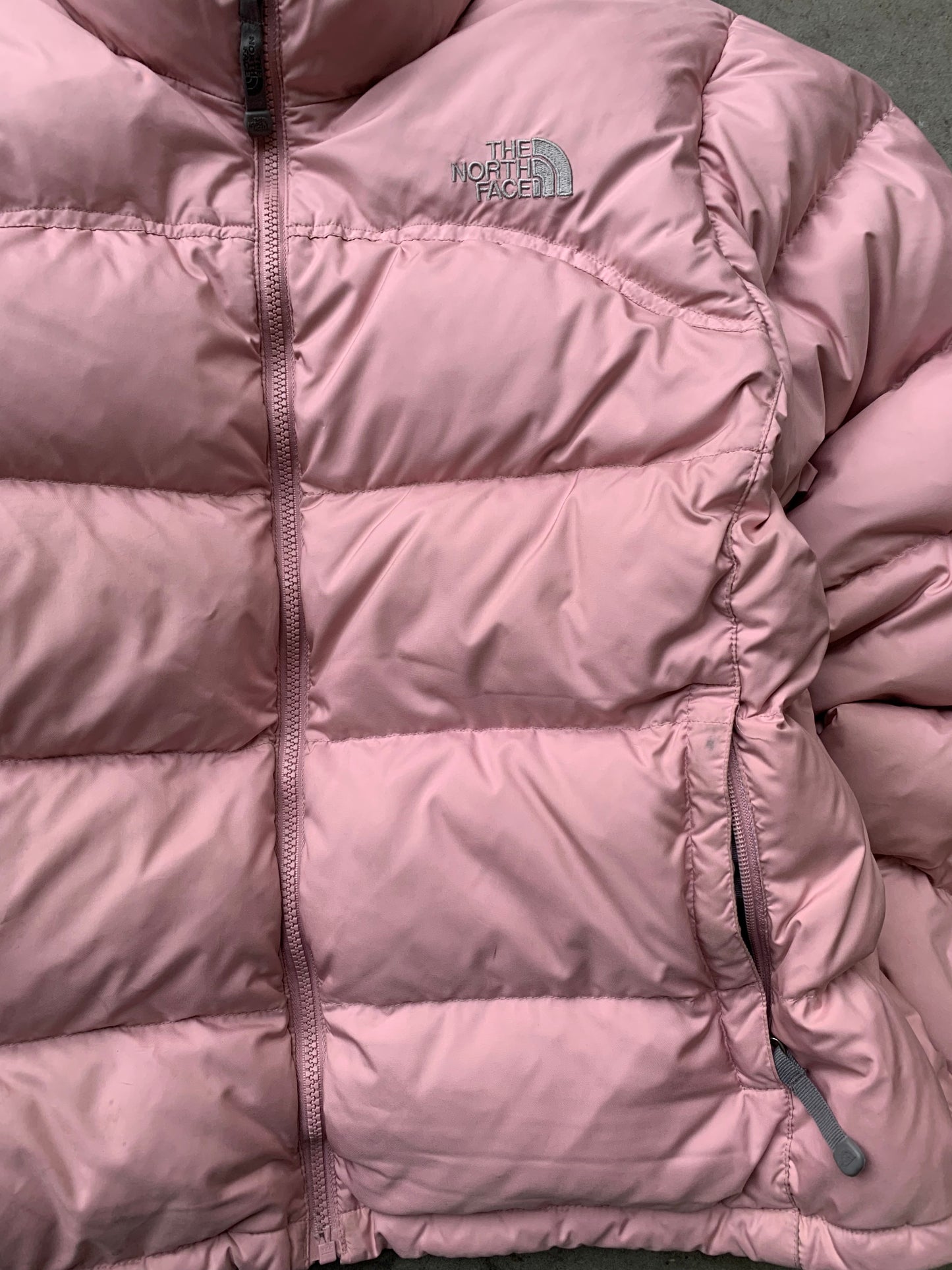 (L) The North Face 700 Pink Puffer