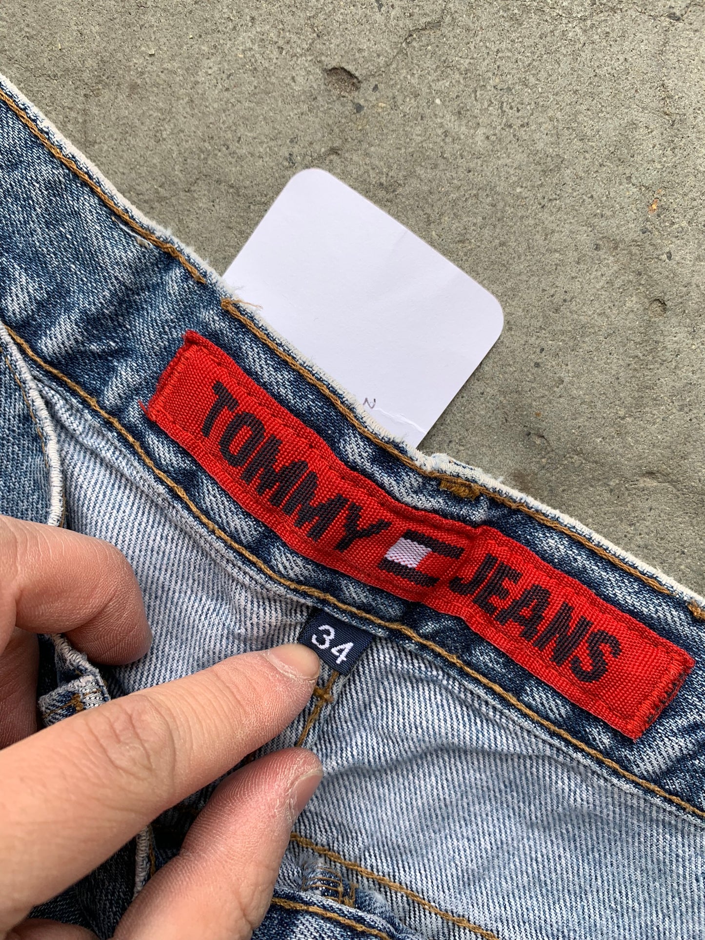 (34”) Vintage Distressed Tommy Hilfiger Jorts