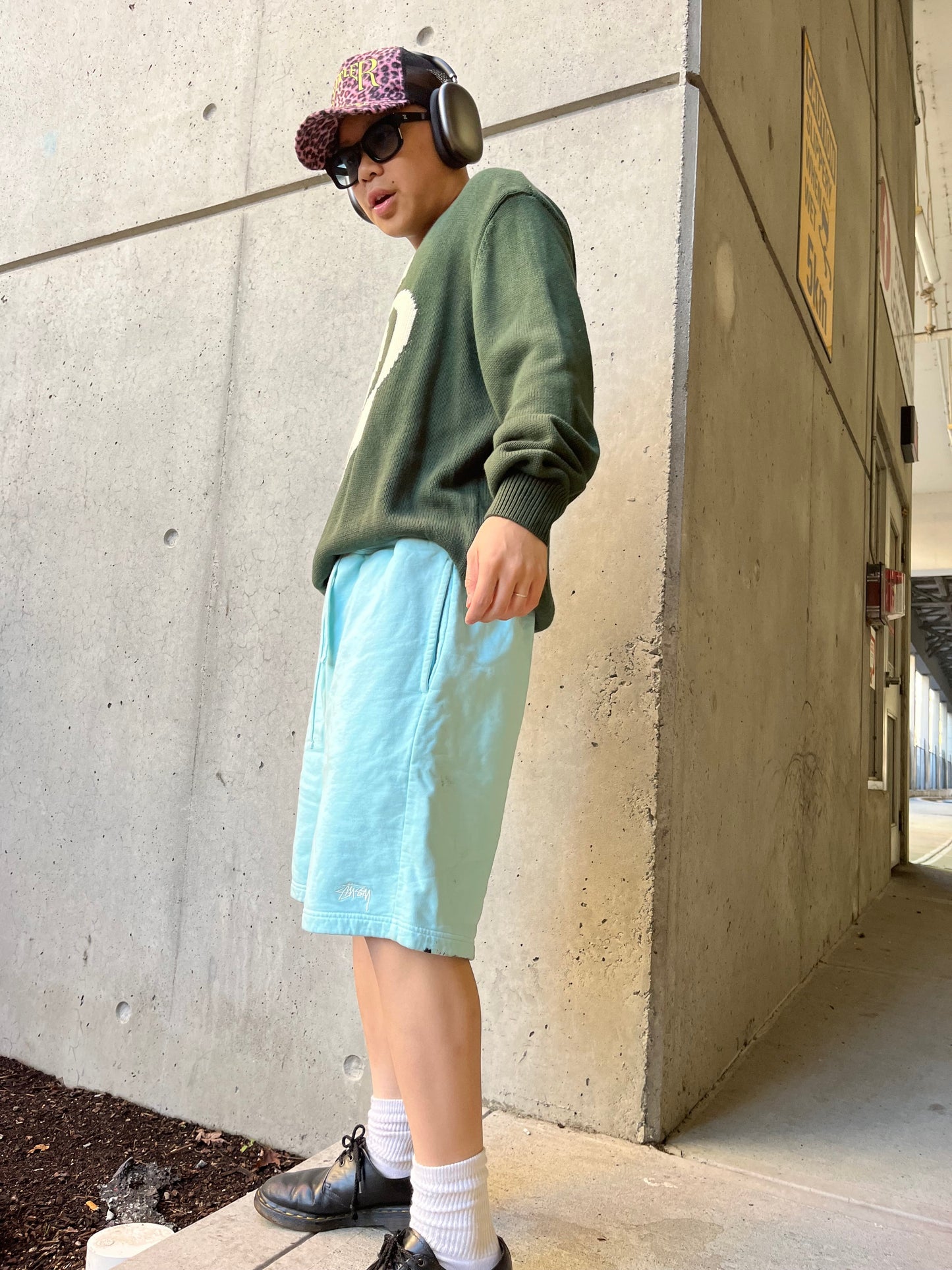 (L) Stussy Sweatshorts ~