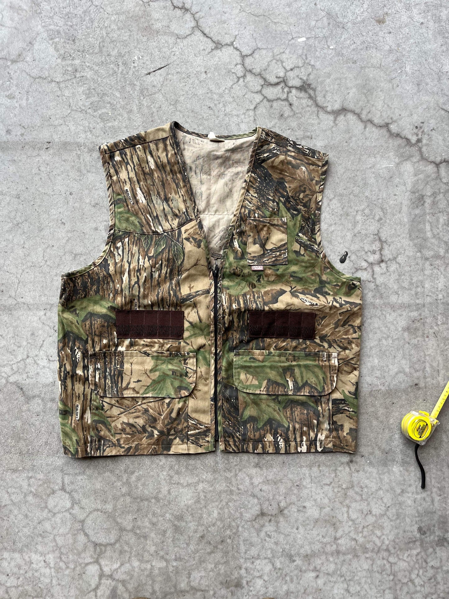 (2X) 90’s Real Tree Utility Vest