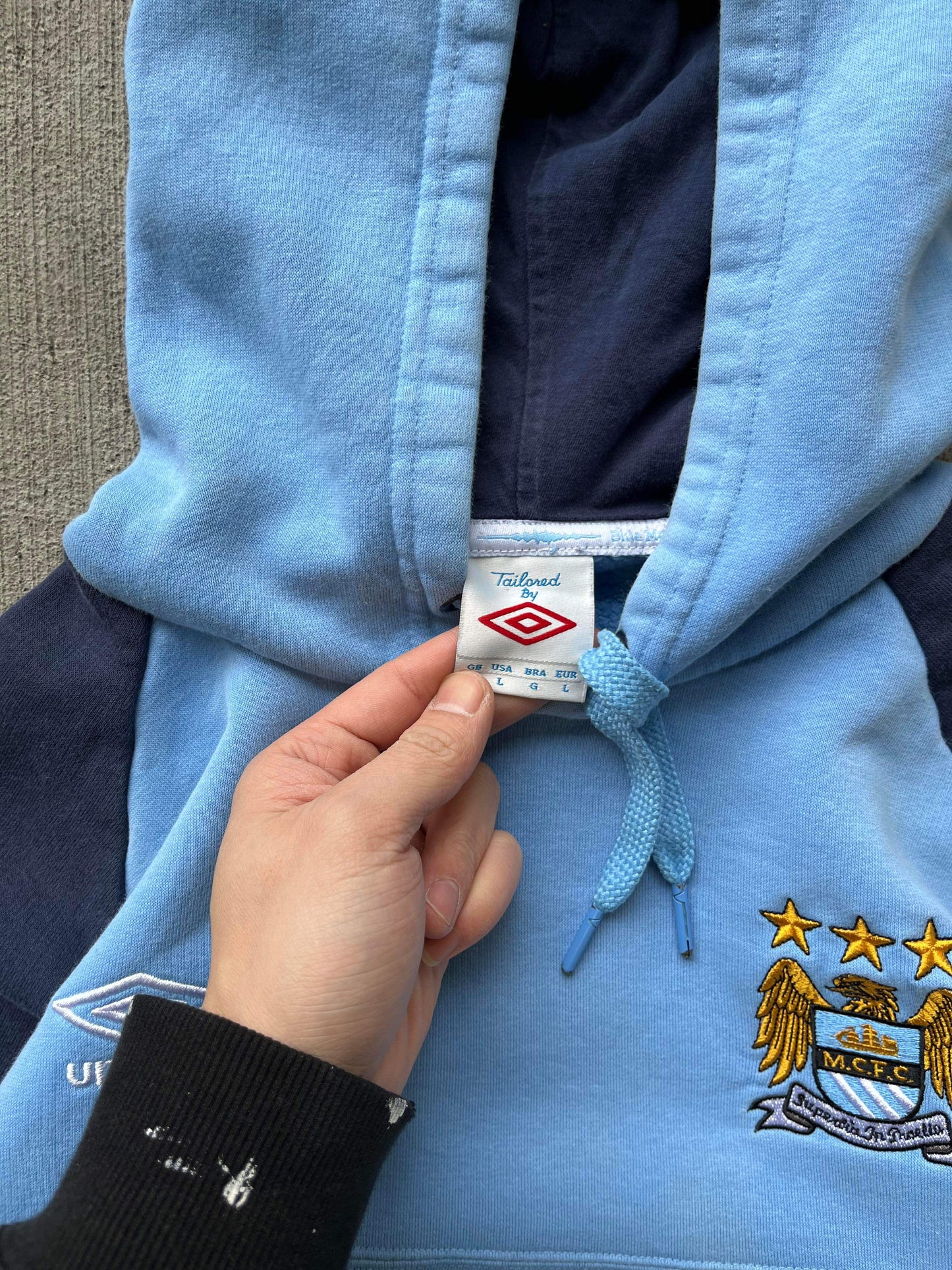 (L) Umbro Manchester City FC Hoodie