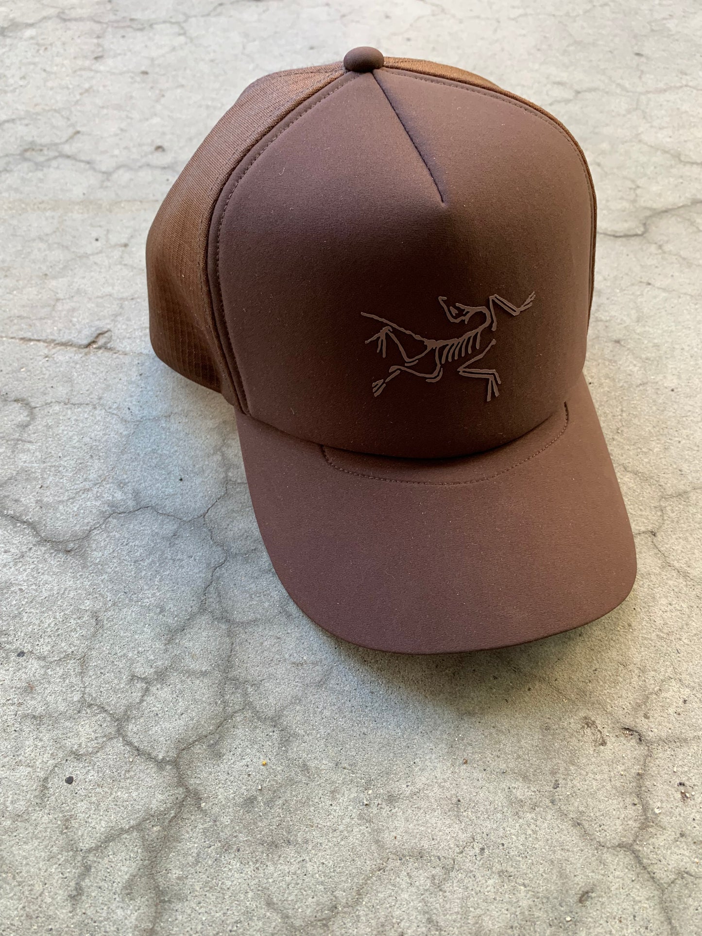 (OSFA) Arc’teryx Brown Trucker Cap