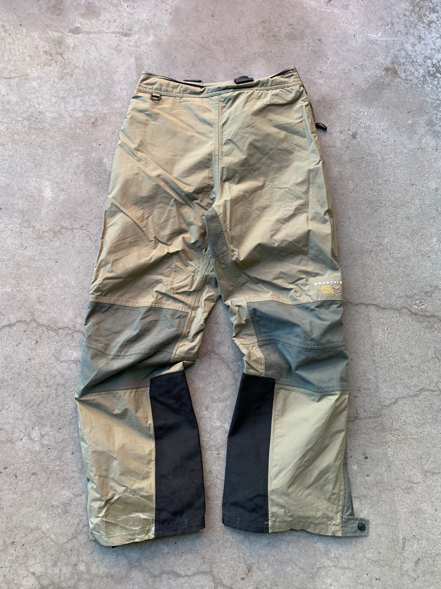 (30”) Mountain Hardwear Combat Goretex Pants
