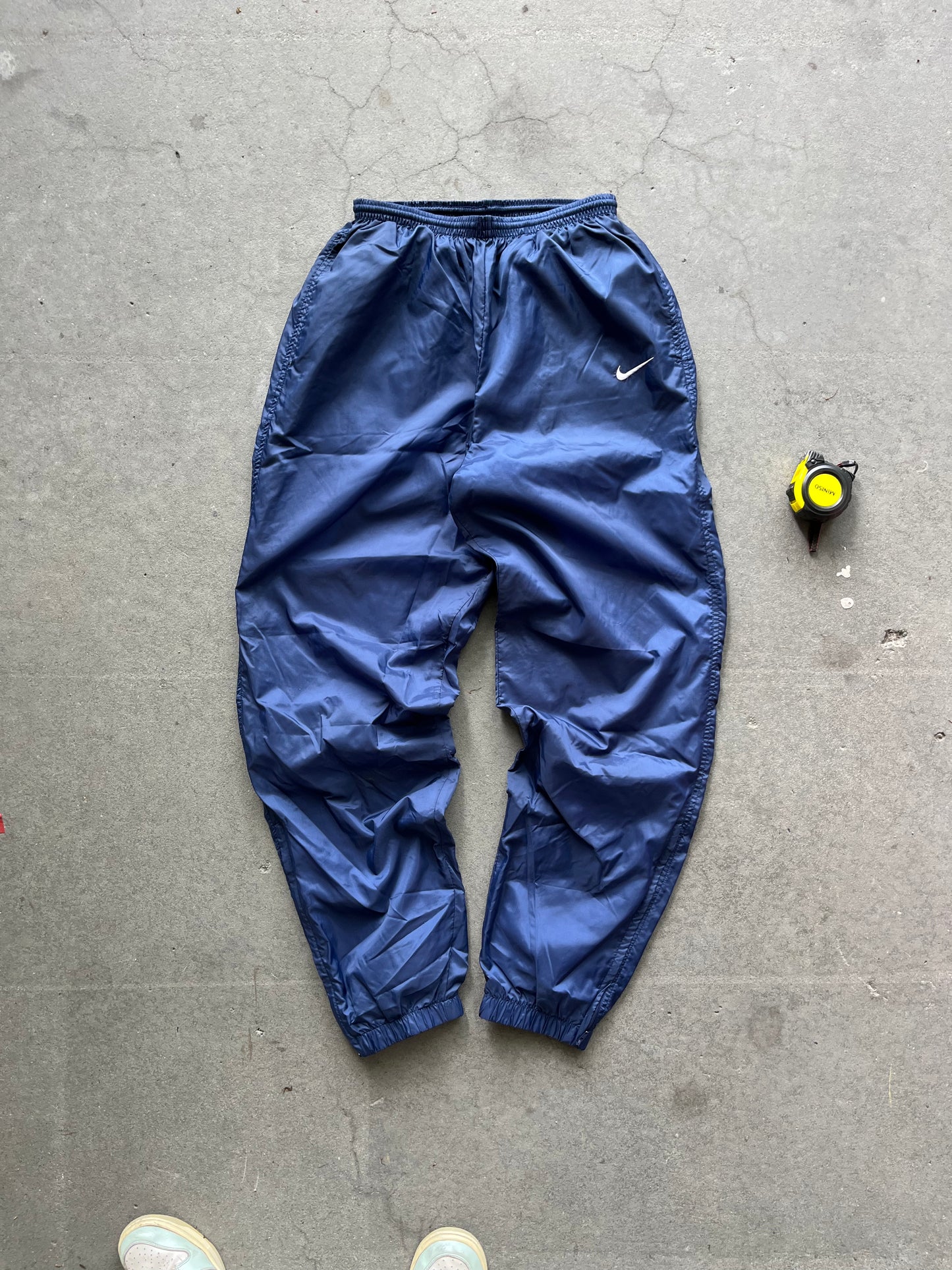 90s Navy Nike Swoosh Windbreaker pants