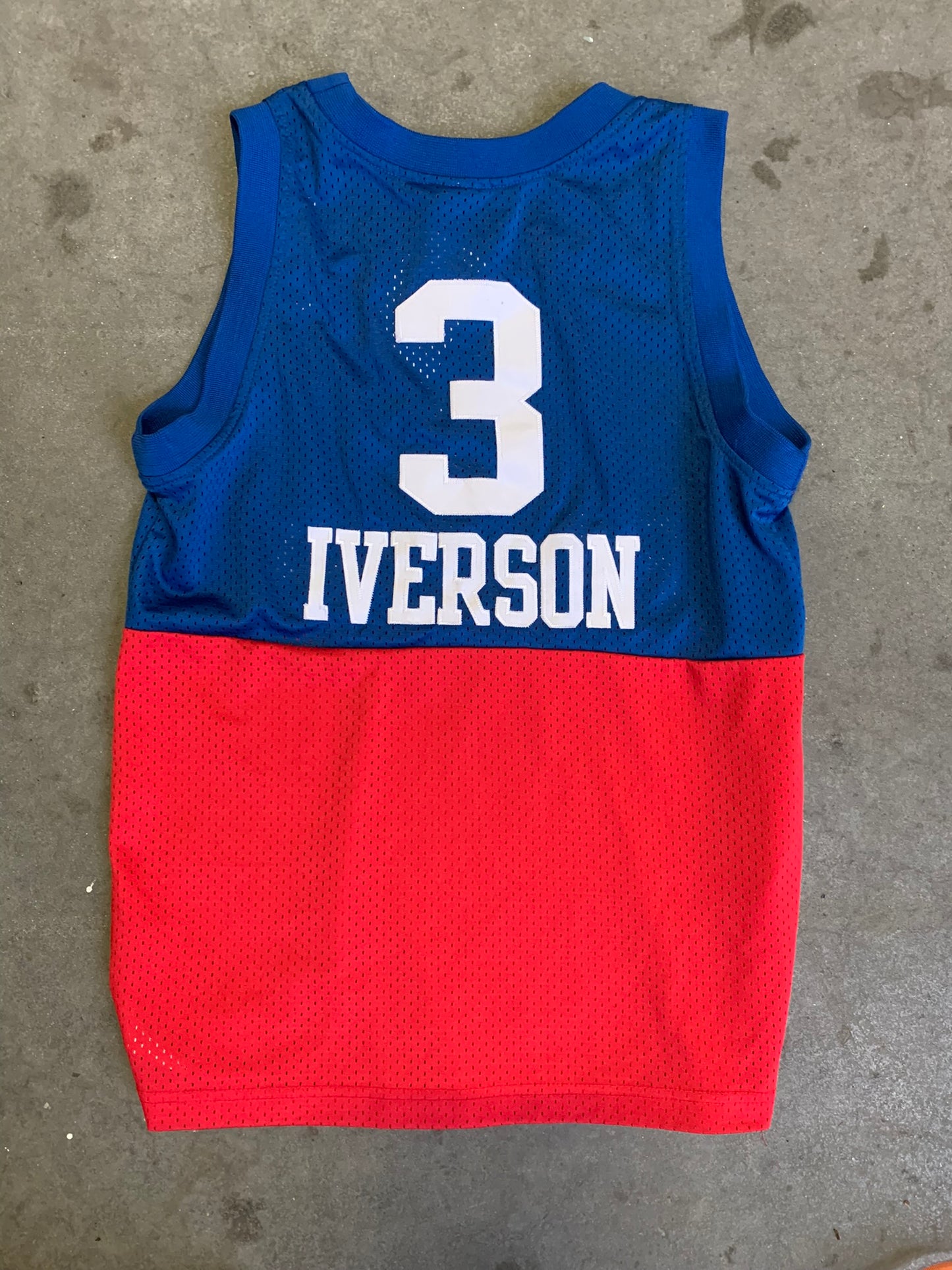 (M) Vintage Nike Allen Iverson 76ers Jersey