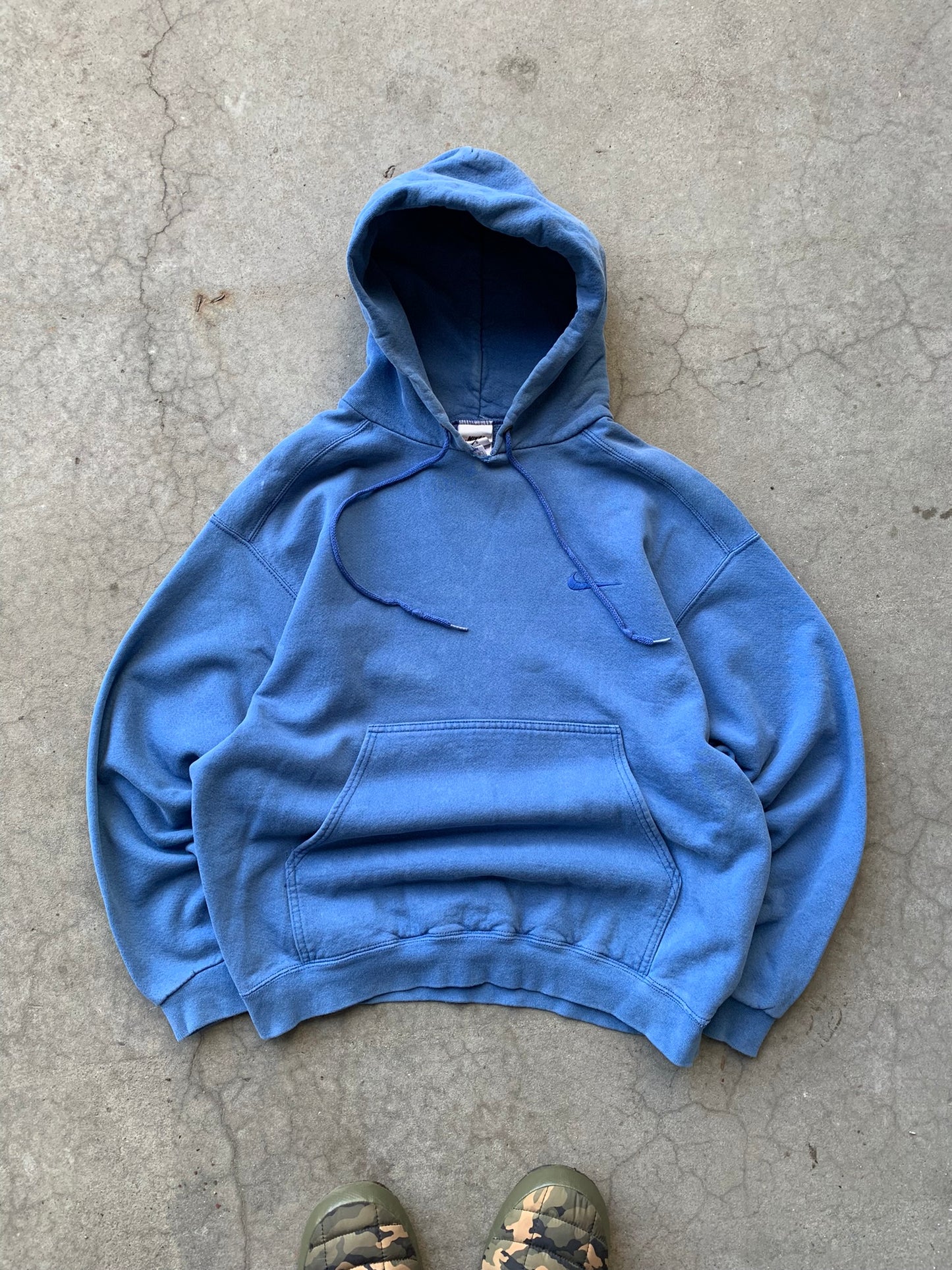 (M) 90’s Tonal Nike Distressed Hoodie