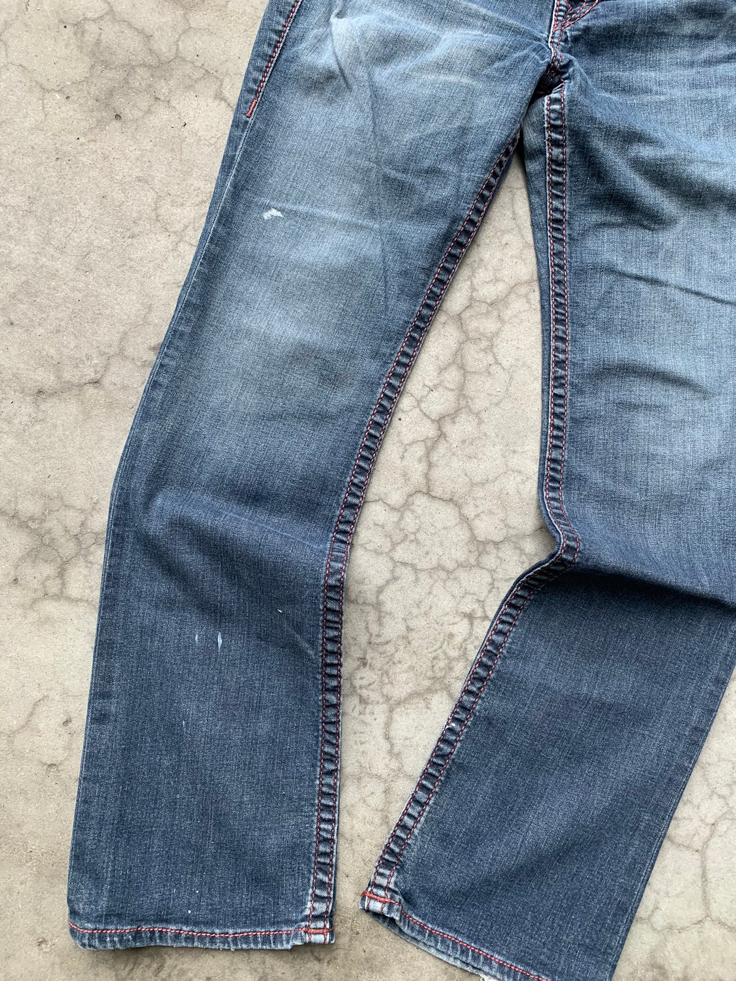 (32”) True Religion Bootcut Contrast