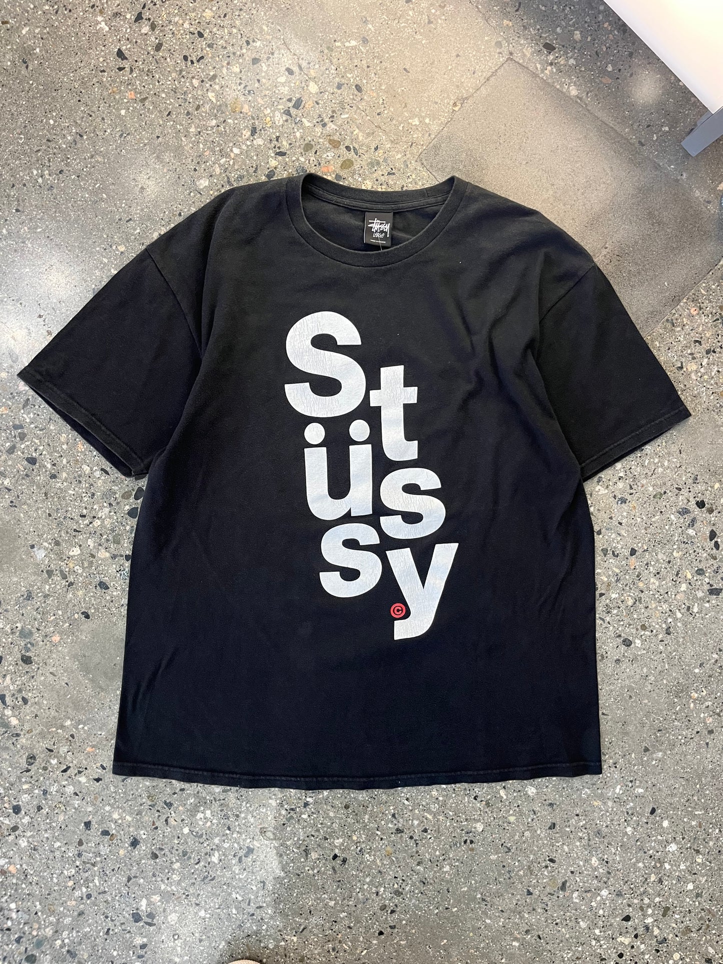 (L) Stussy Vertical Script Graphic Tee