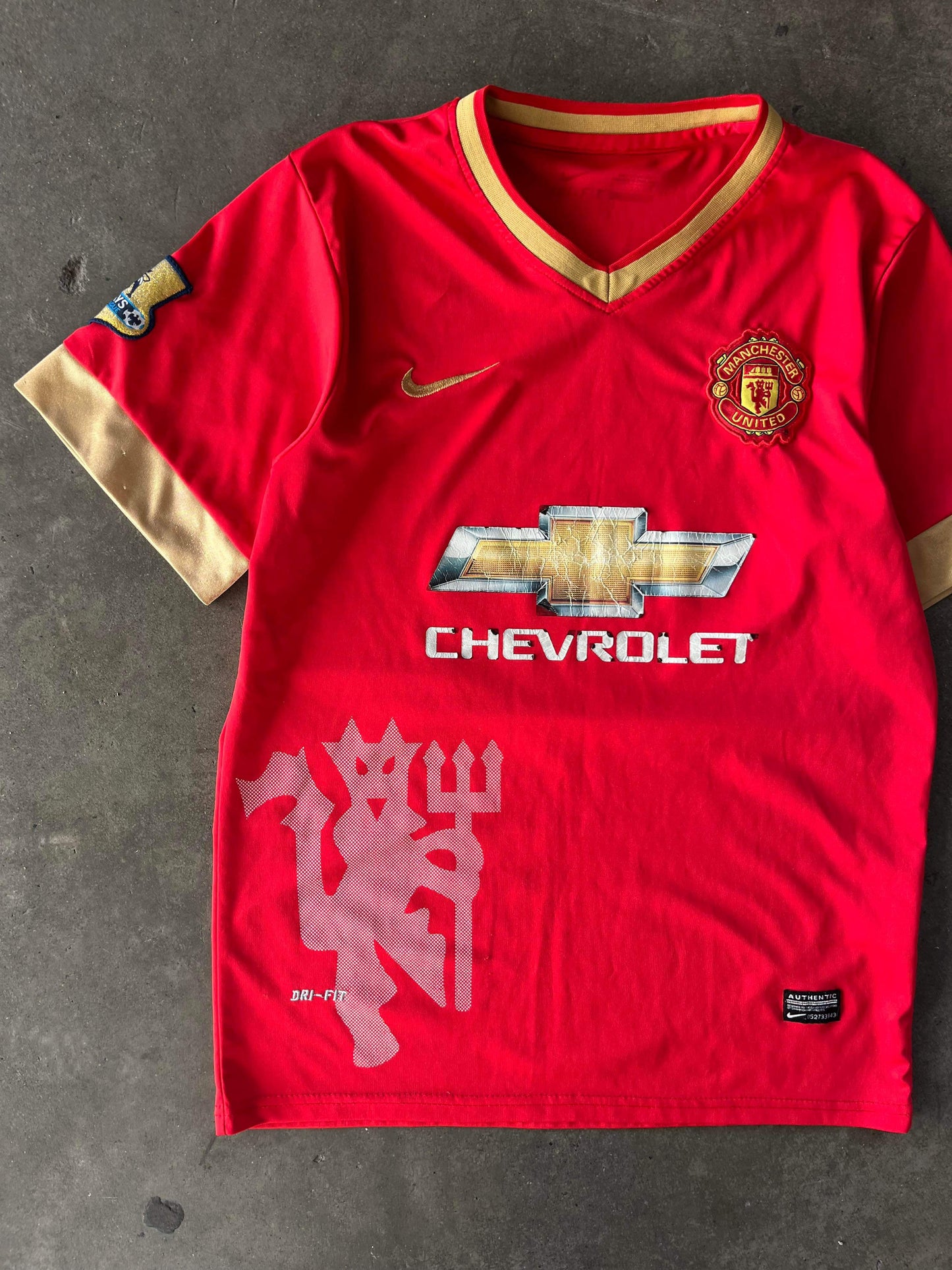 (M/L) Nike Manchester United Kit