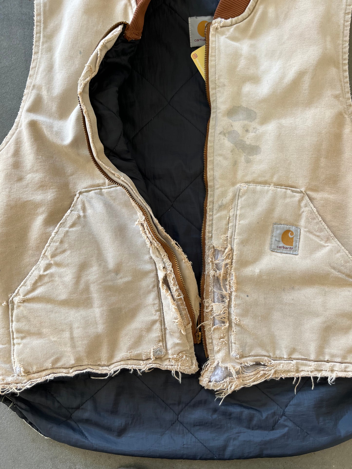 (L) 90s Carhartt Distressed Sunfaded Vest