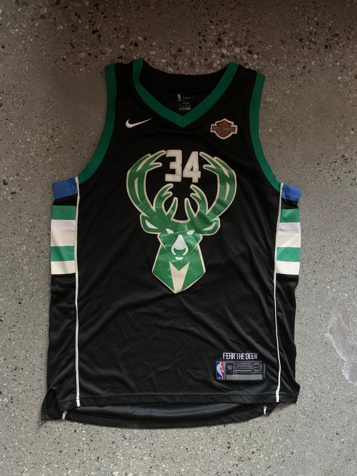 (L/XL) Milwaukee Bucks Giannis Jersey