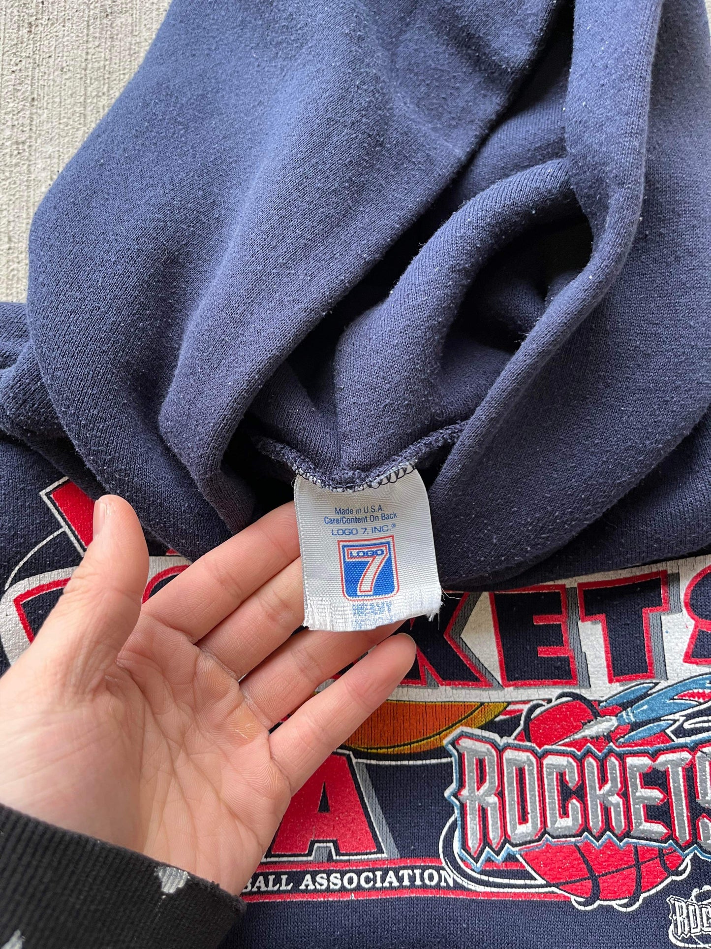 (L) 90’s Logo 7 Houston Rockets Hoodie