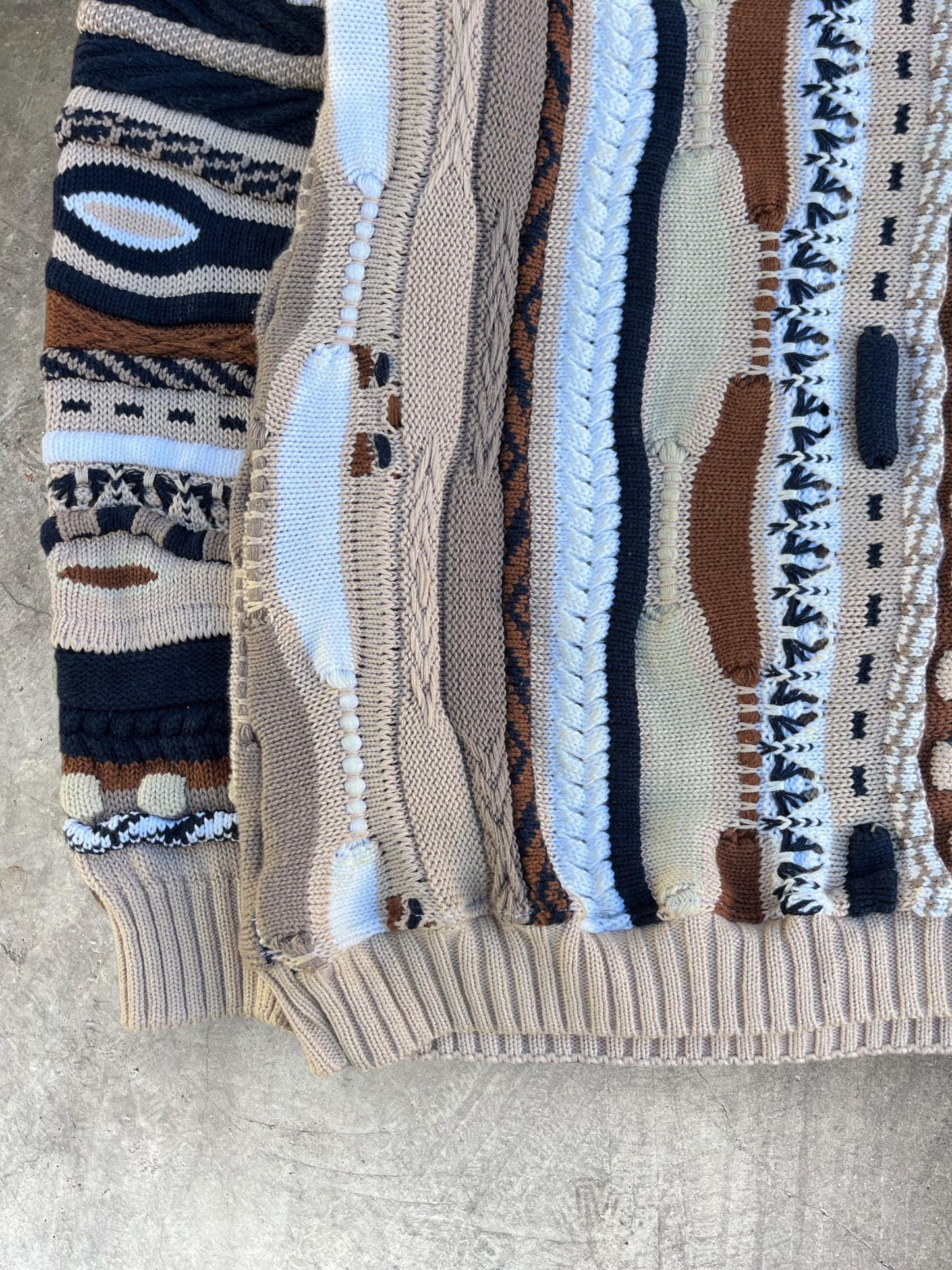 (M) 90s Tosani 3D Textured Knit Tones