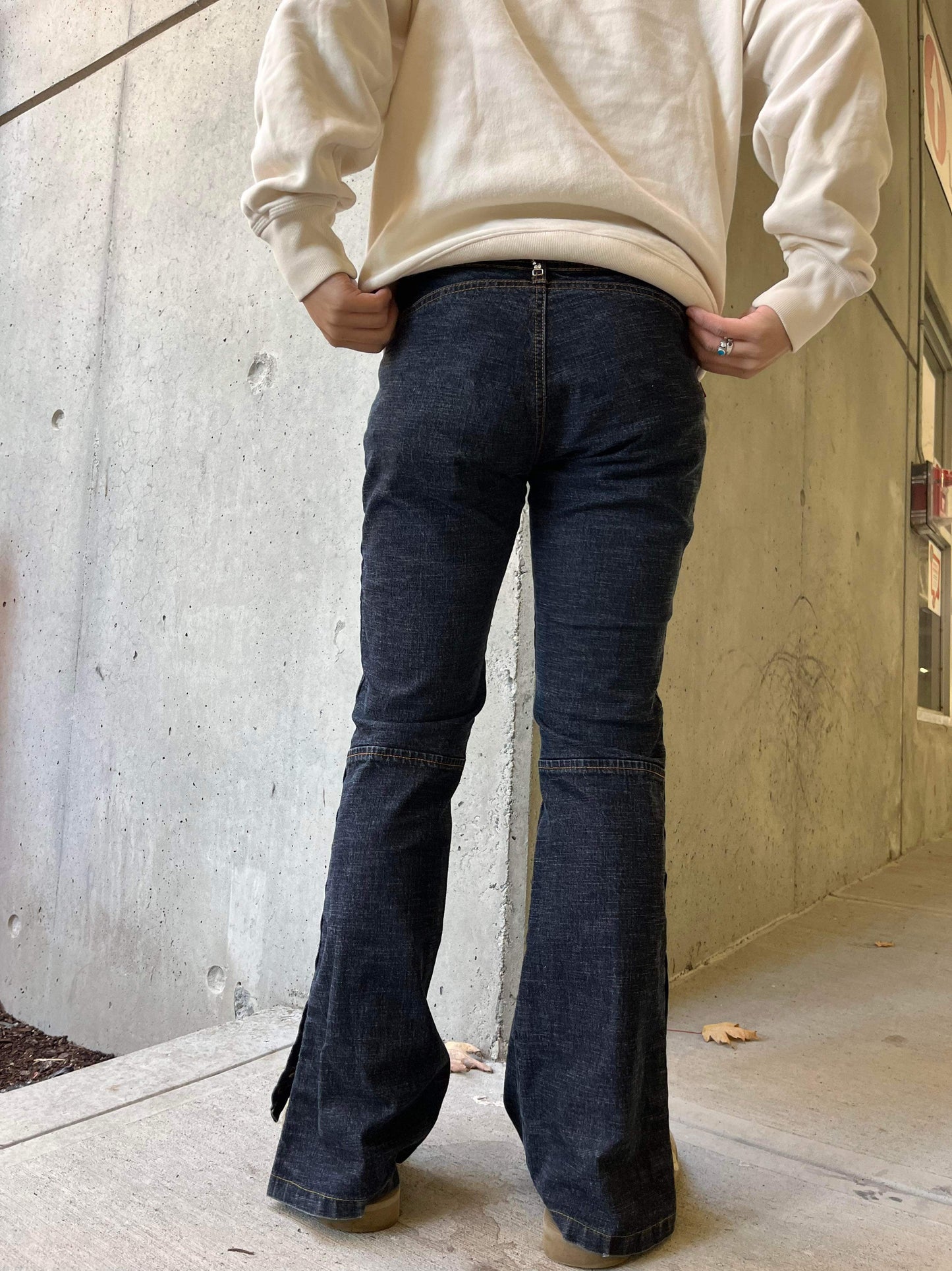 ~ (30”) Y2K Parasuco Snap Flare Denim