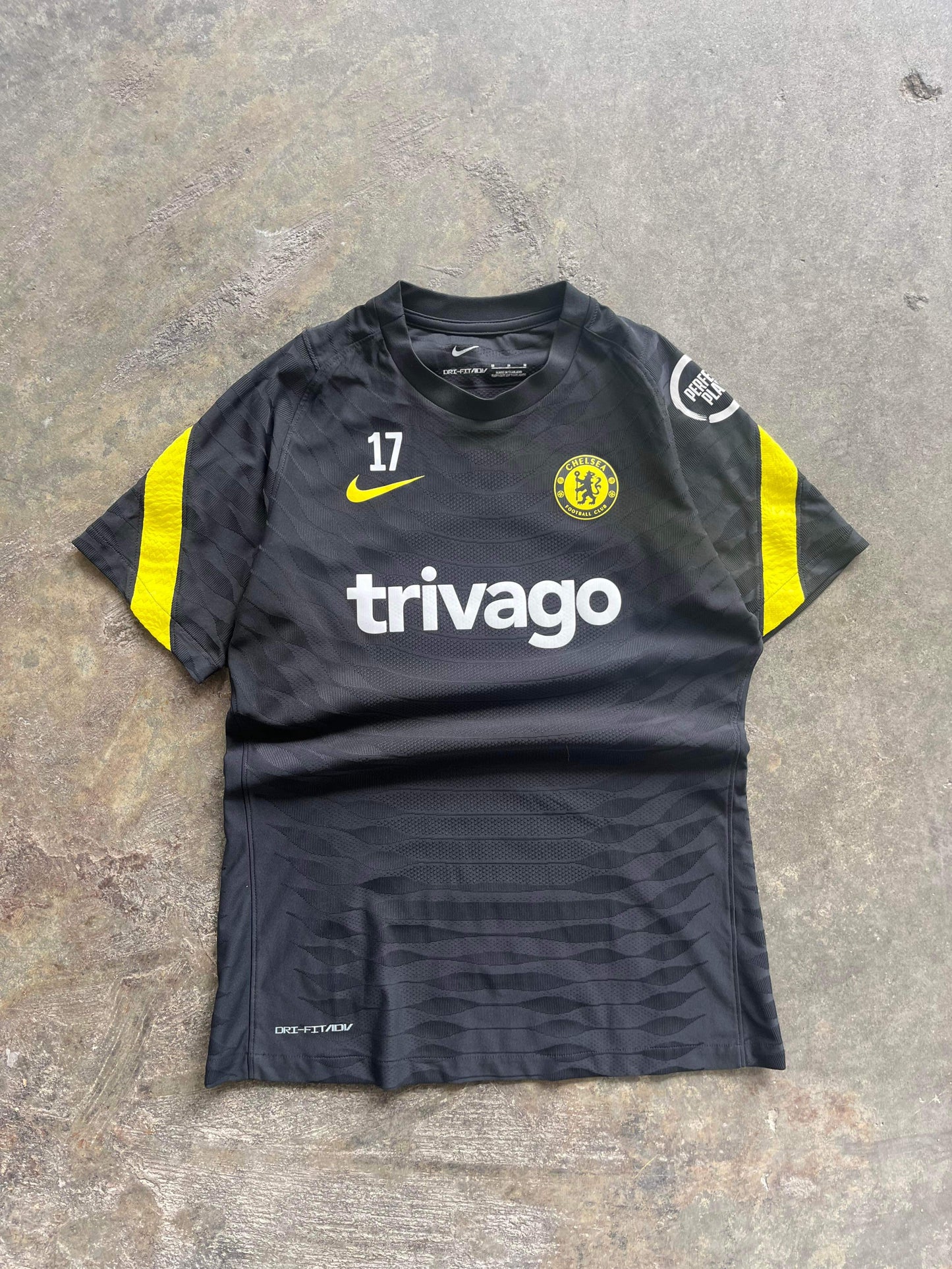 (Womens M) Nike Chelsea 2021 Kit