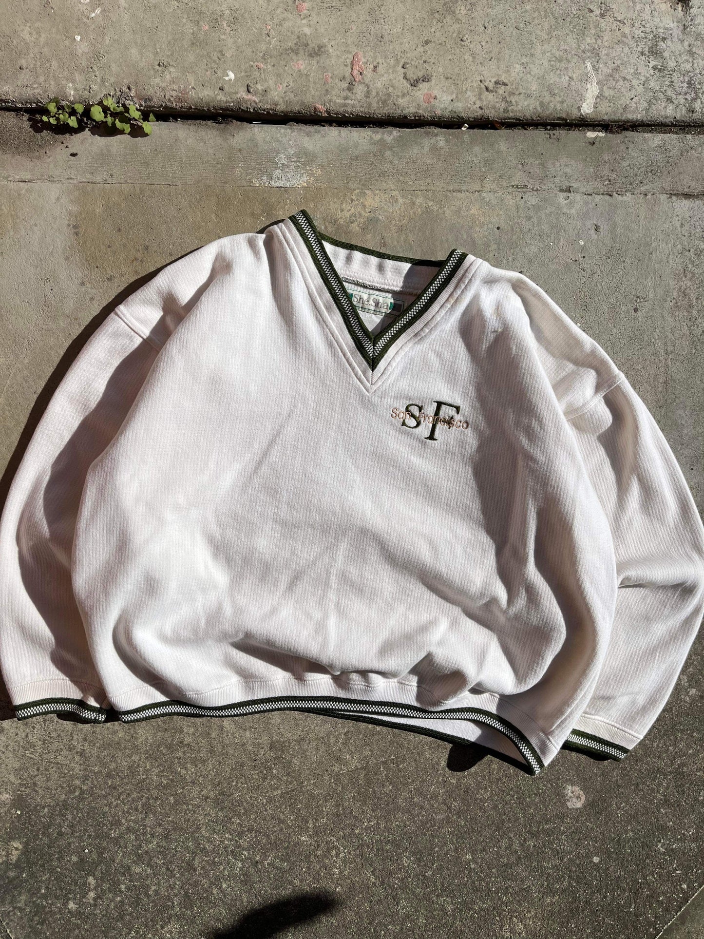 (L/XL) Vintage San Fran V Neck Crewneck