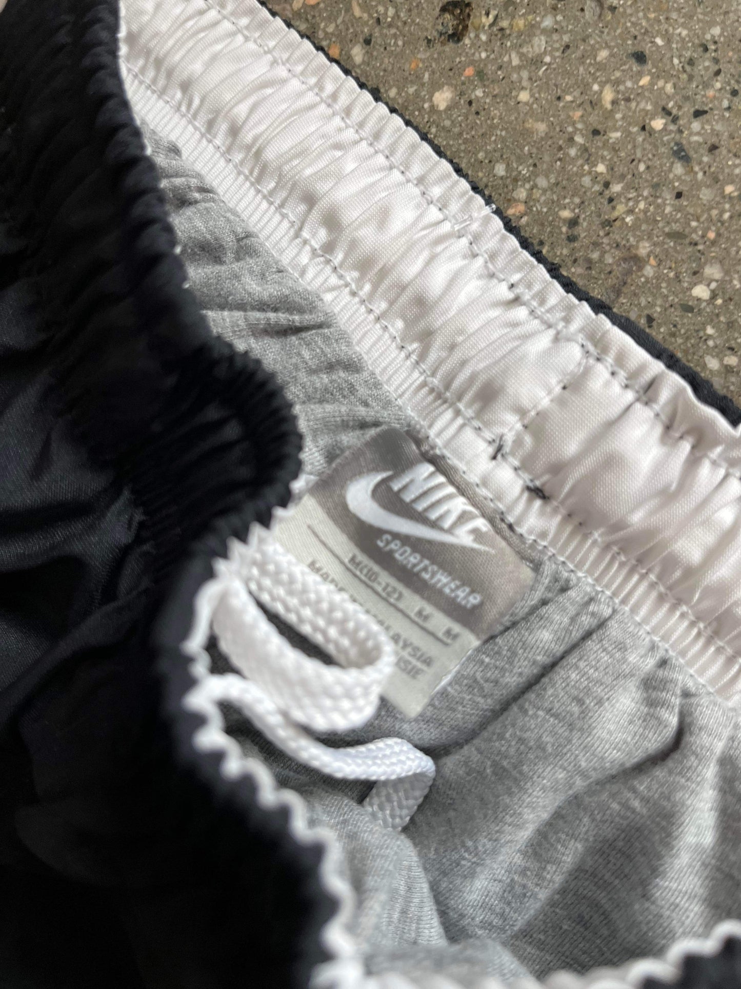 (24”) 00s Nike Windbreaker Pants