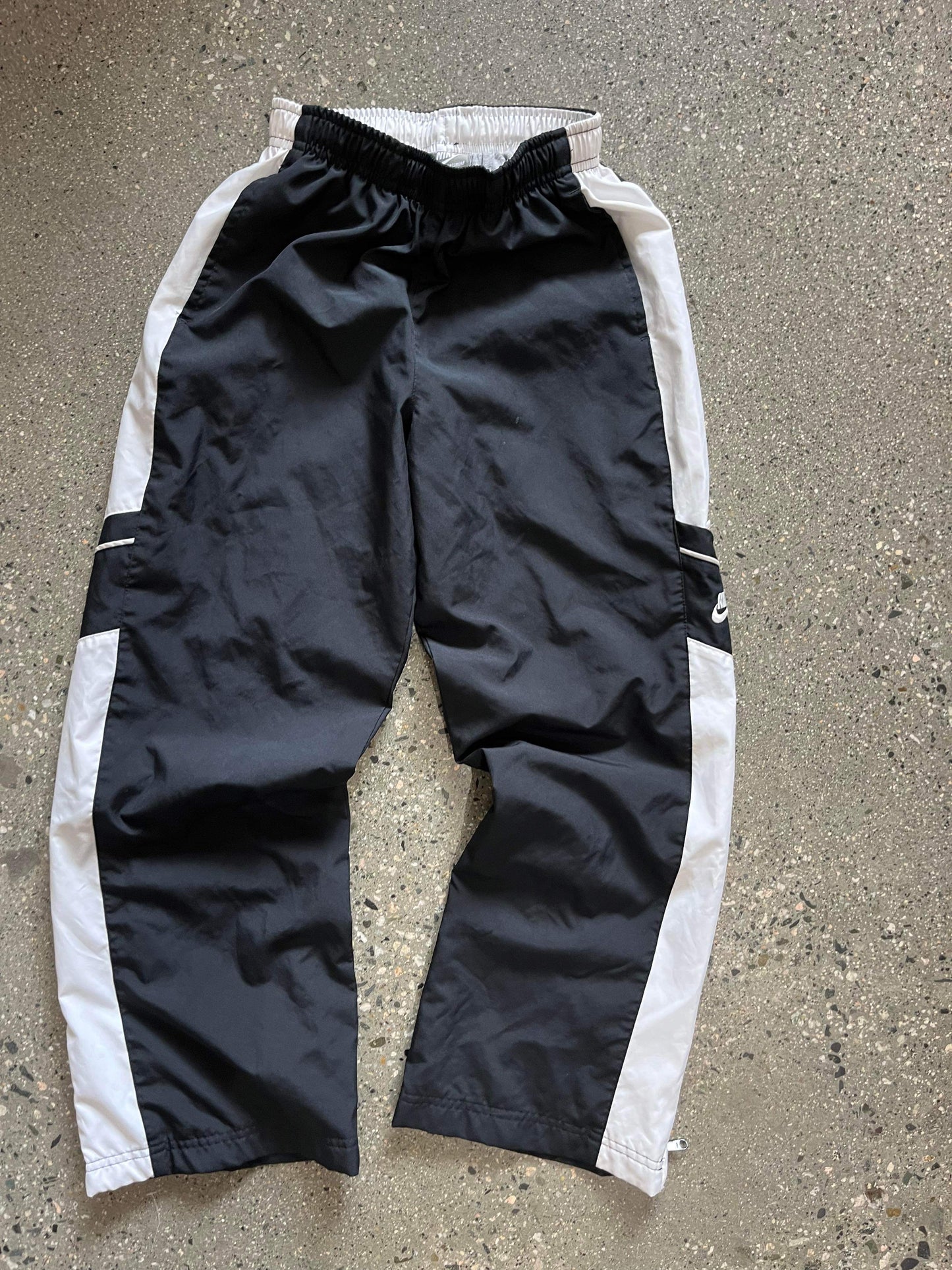 (24”) 00s Nike Windbreaker Pants