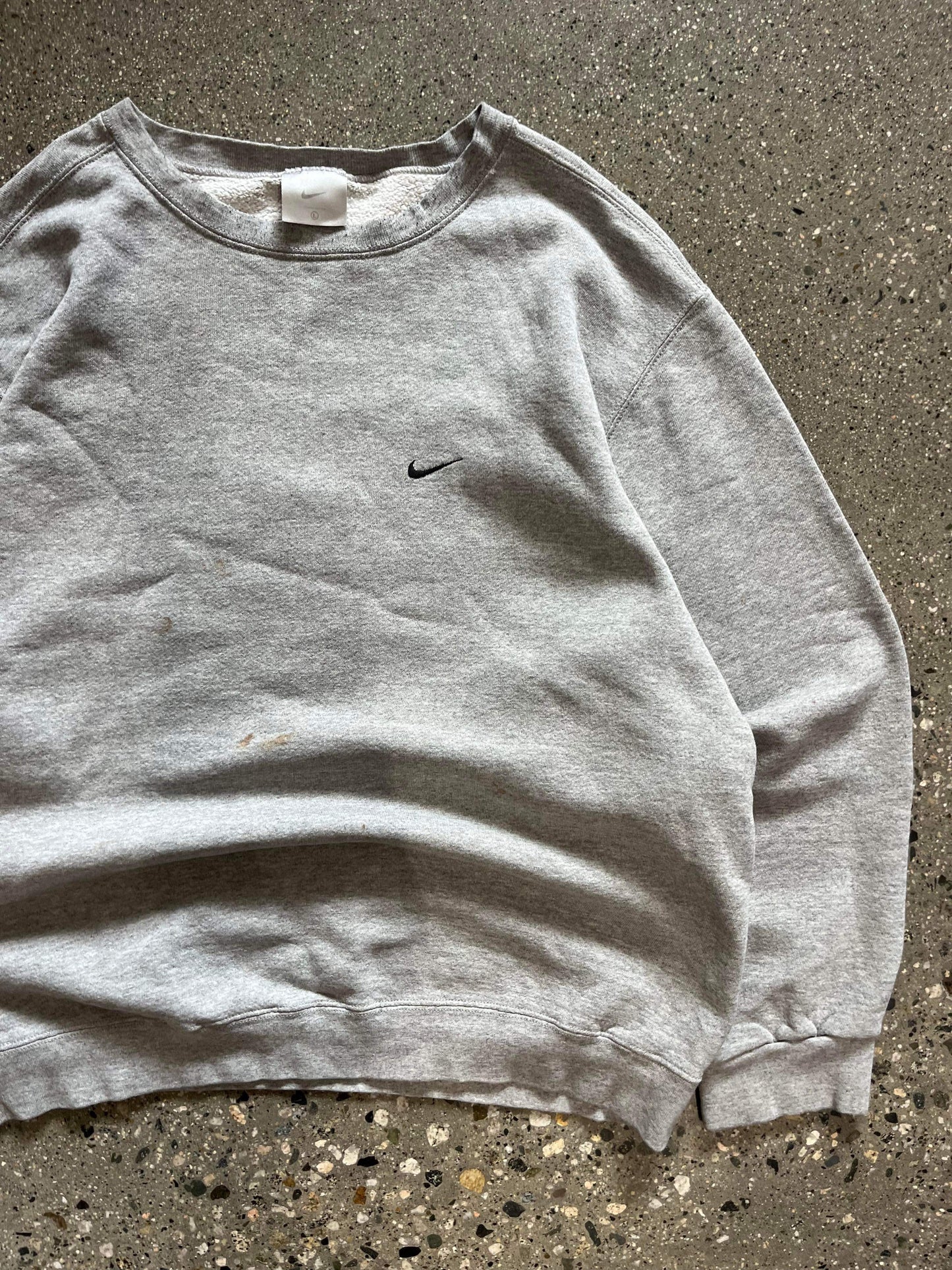 (XL/2X) 90’s Nike Grey Swoosh Crewneck