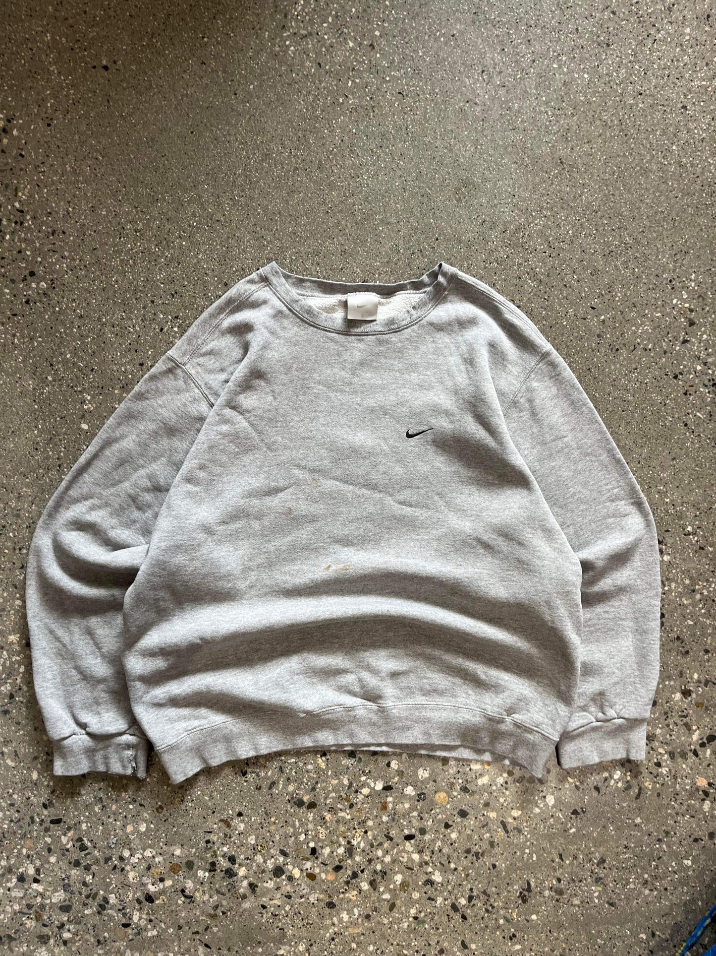 (XL/2X) 90’s Nike Grey Swoosh Crewneck