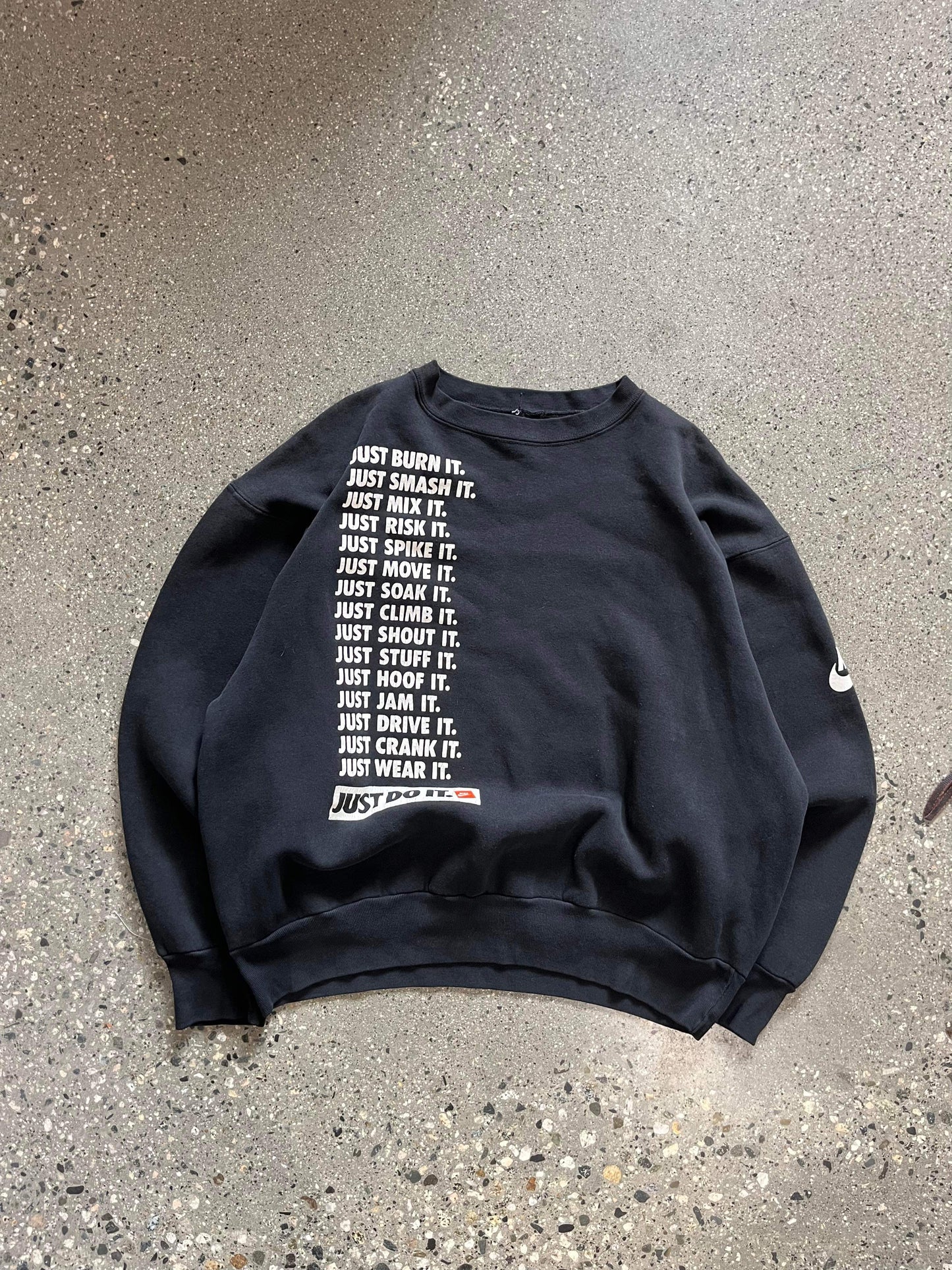 (S/M) Vintage Nike Just Do It Crewneck