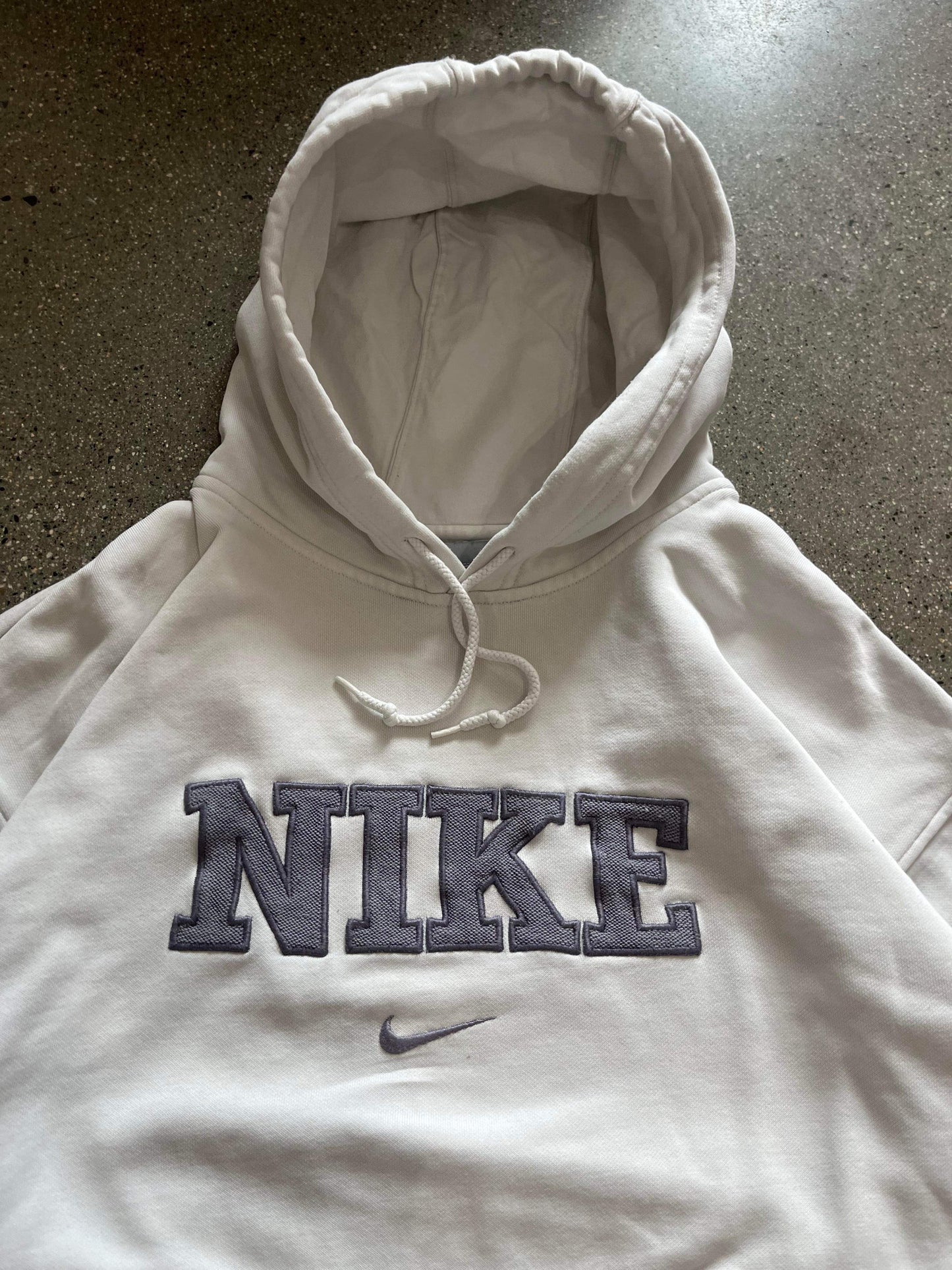 (XL/2X) 00’s Nike Script Swoosh Hoodie