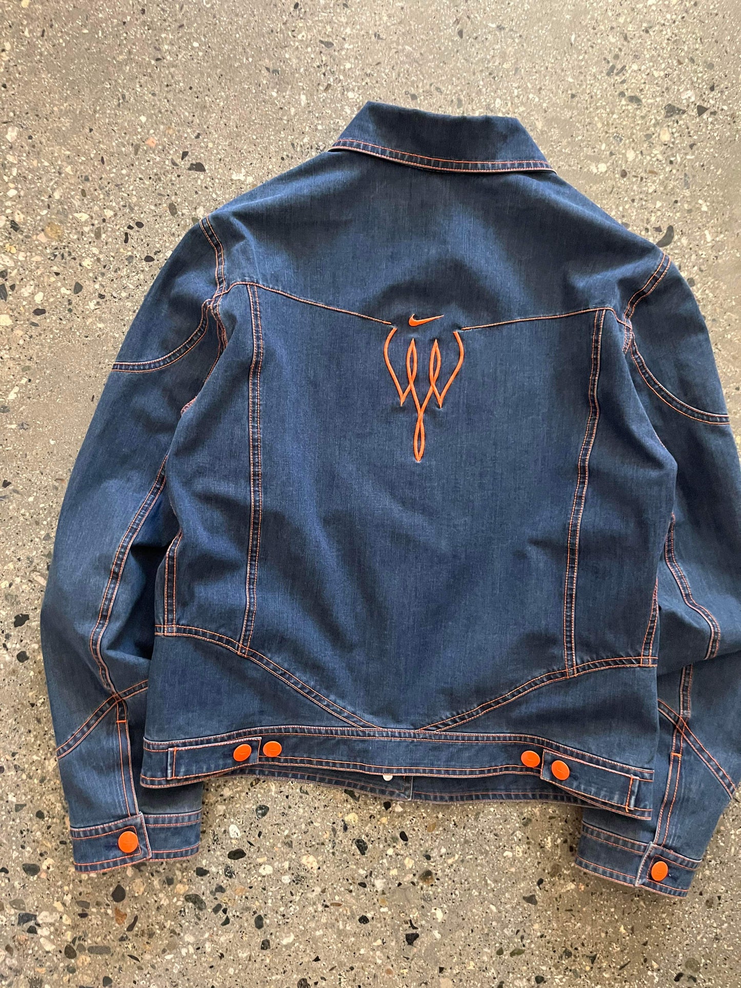 (XS/S) Vintage 2005 Cropped Nike Denim Jacket