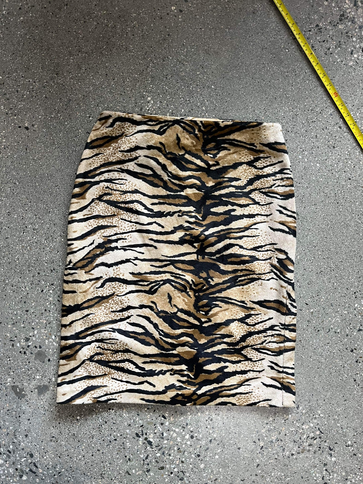 (30”) 90’s Zebra Print Skirt