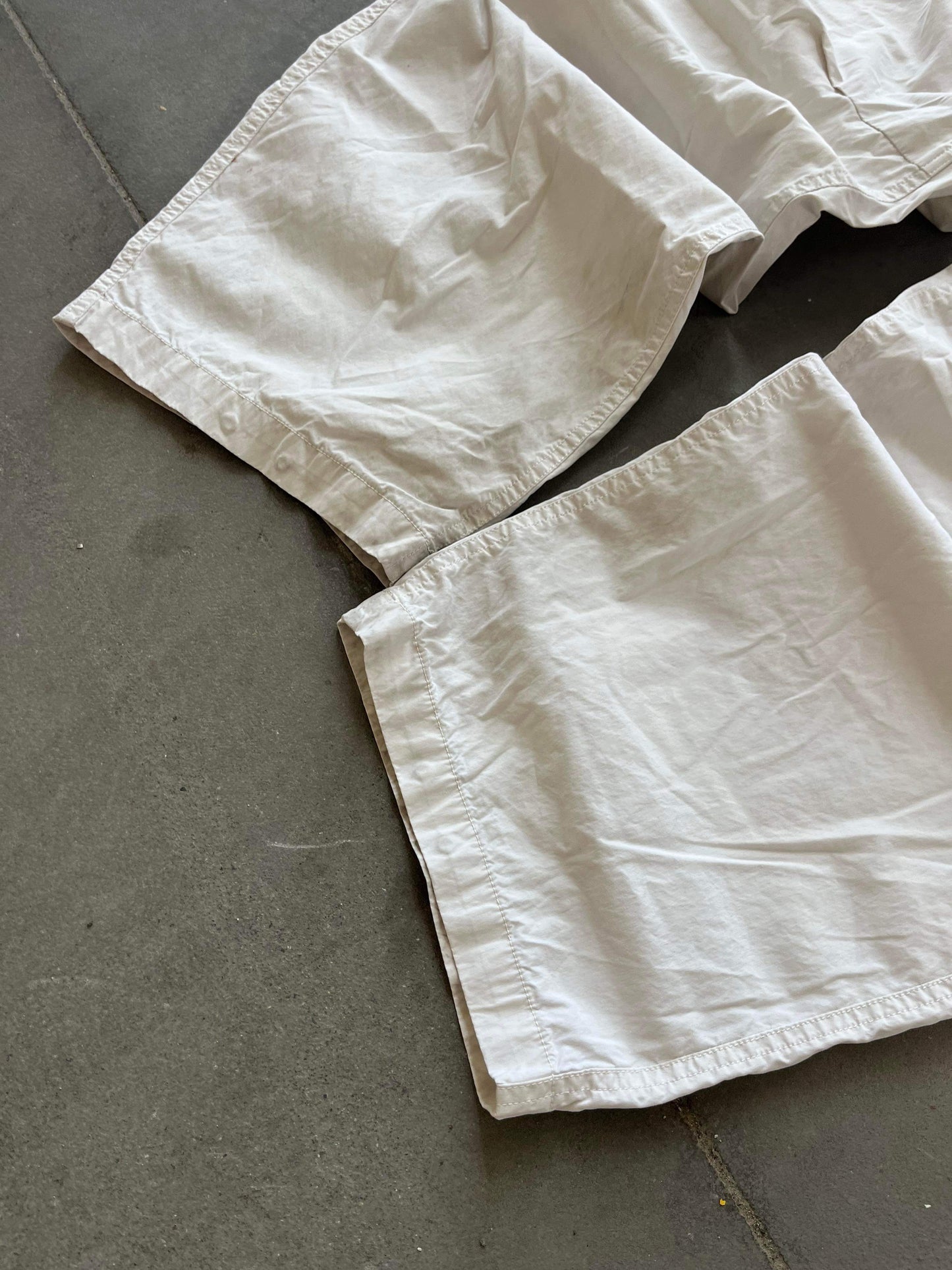 (30”) Stussy White Parachute Pants