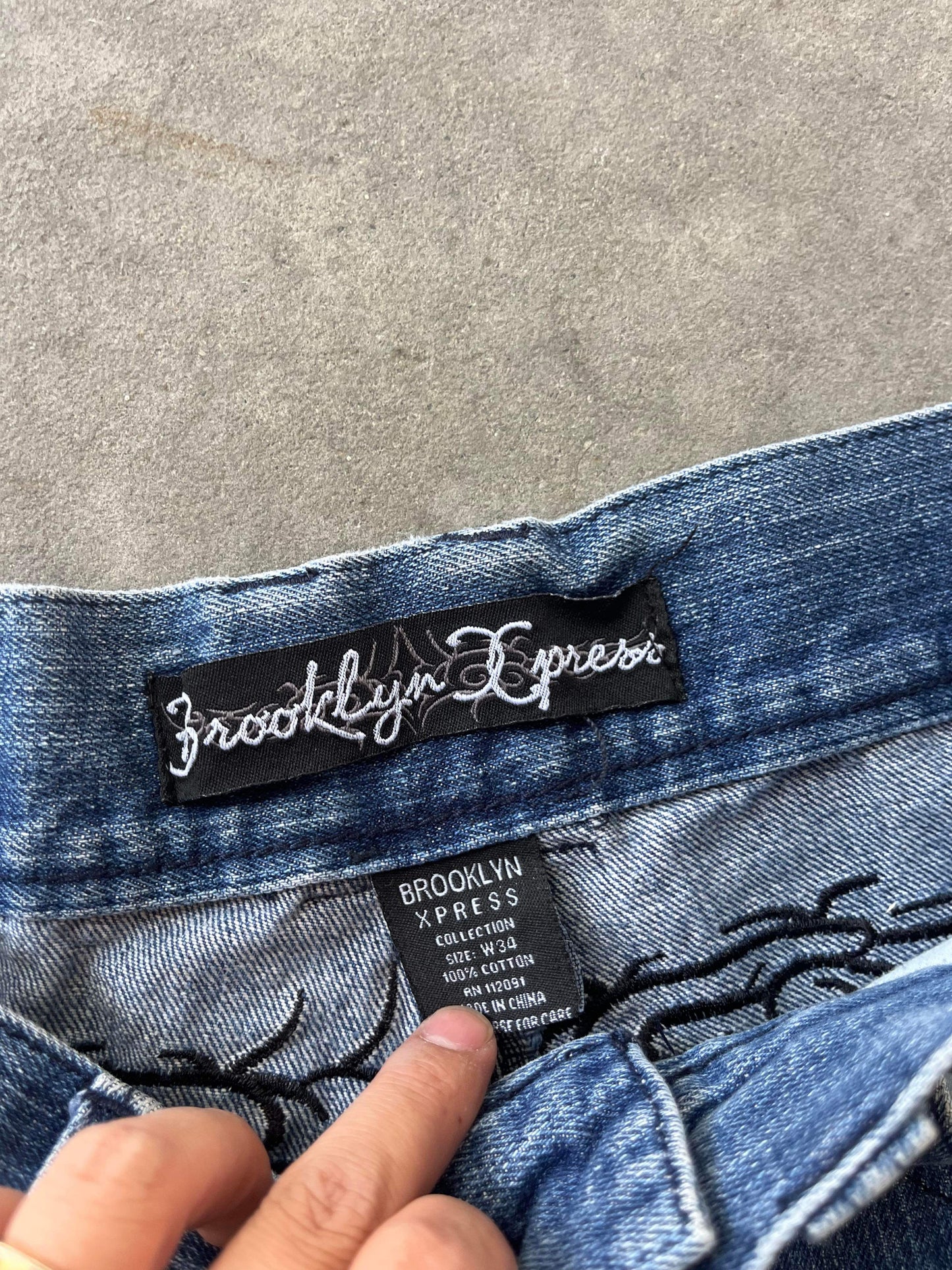 (34”) Brooklyn Xpress Y2K Baggy Jorts