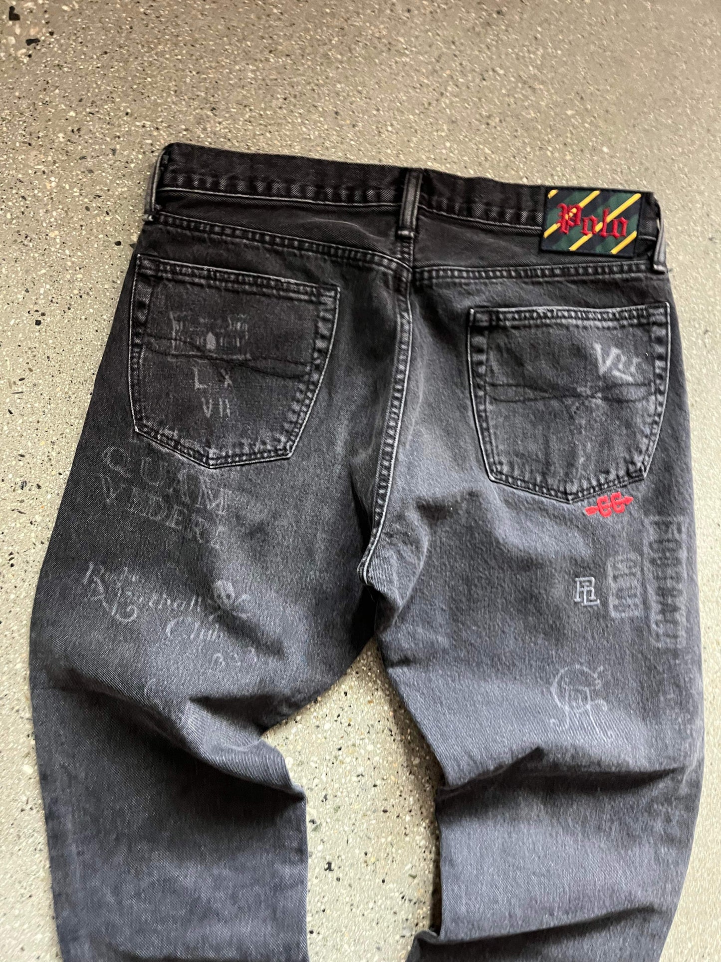 (32”) Vintage Polo Y2K Style Jeans