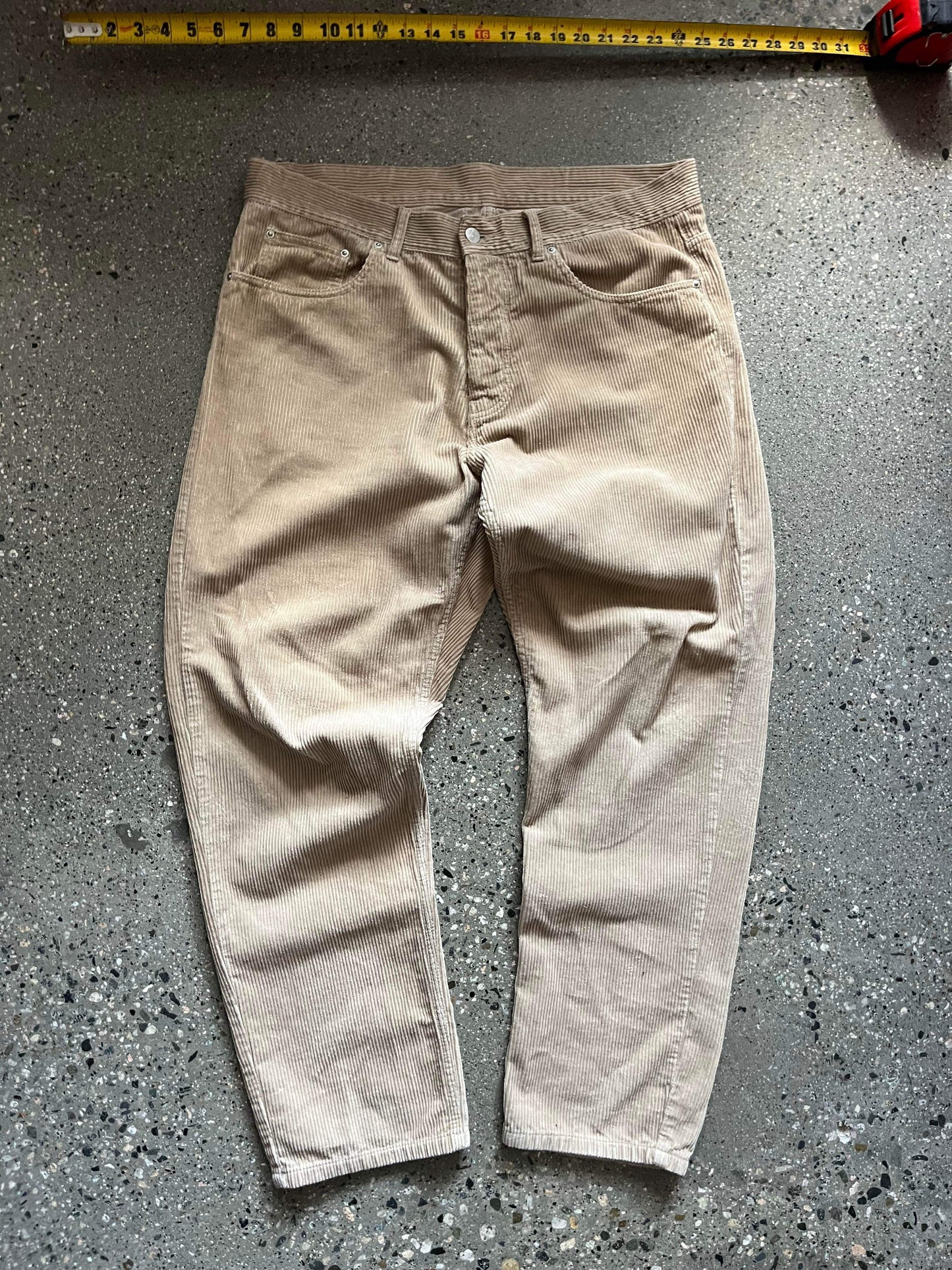 (36”) Carhartt Corduroy Pants