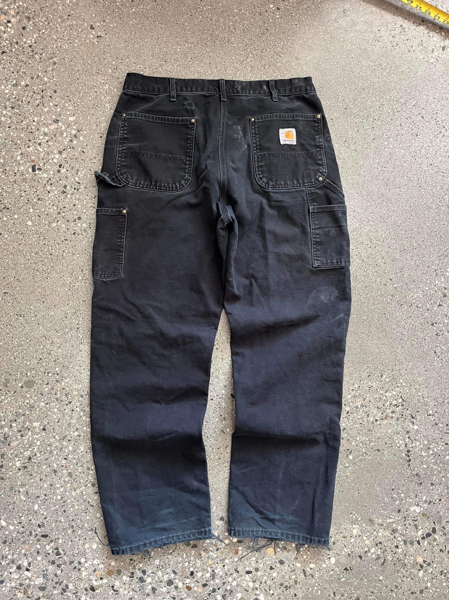 (34”) Vintage Carhartt Distressed Doubleknees