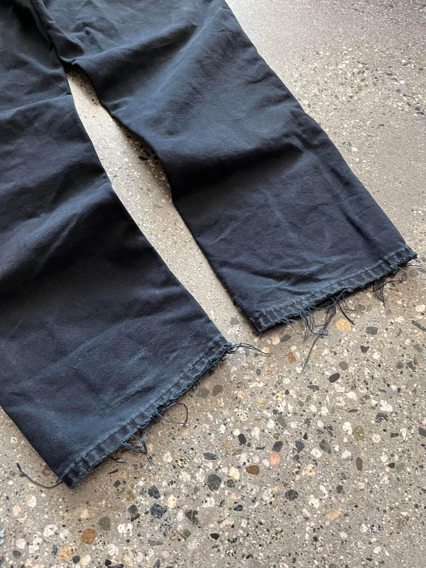 (34”) Vintage Carhartt Distressed Doubleknees