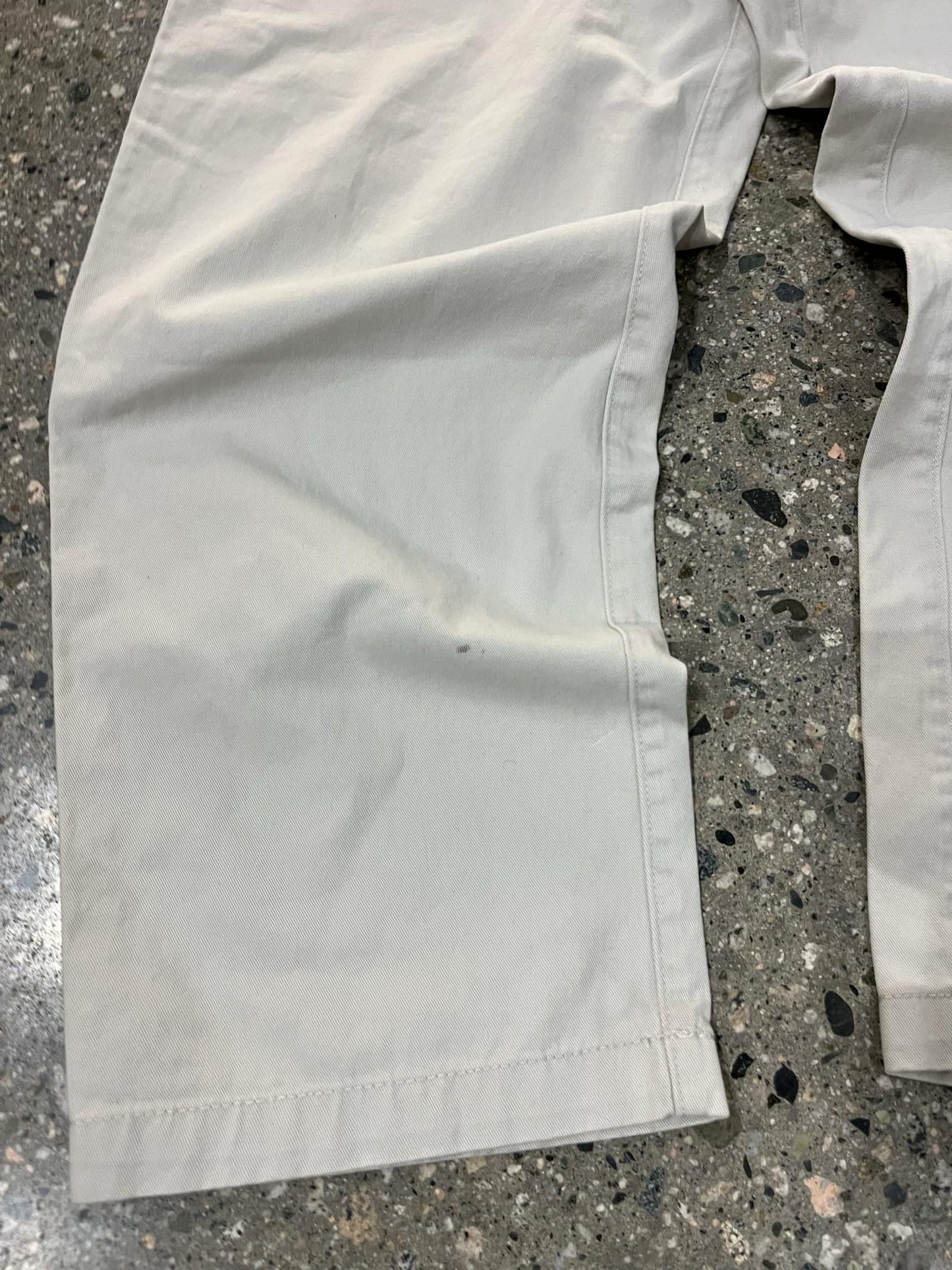 (M) Stussy White Pants