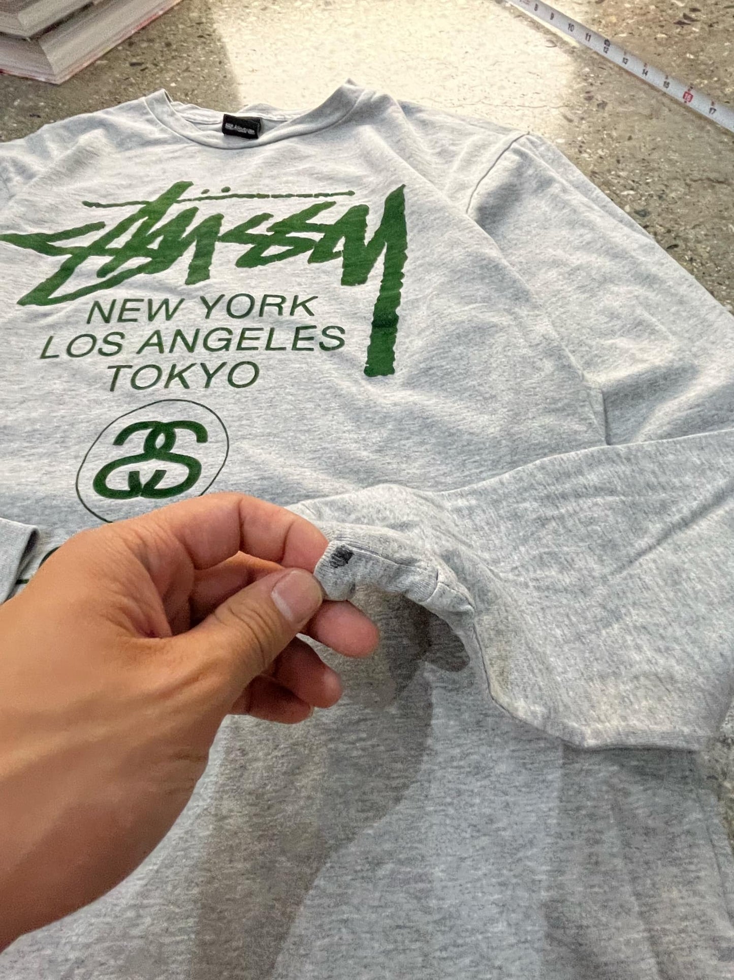 (L) Stussy International LS