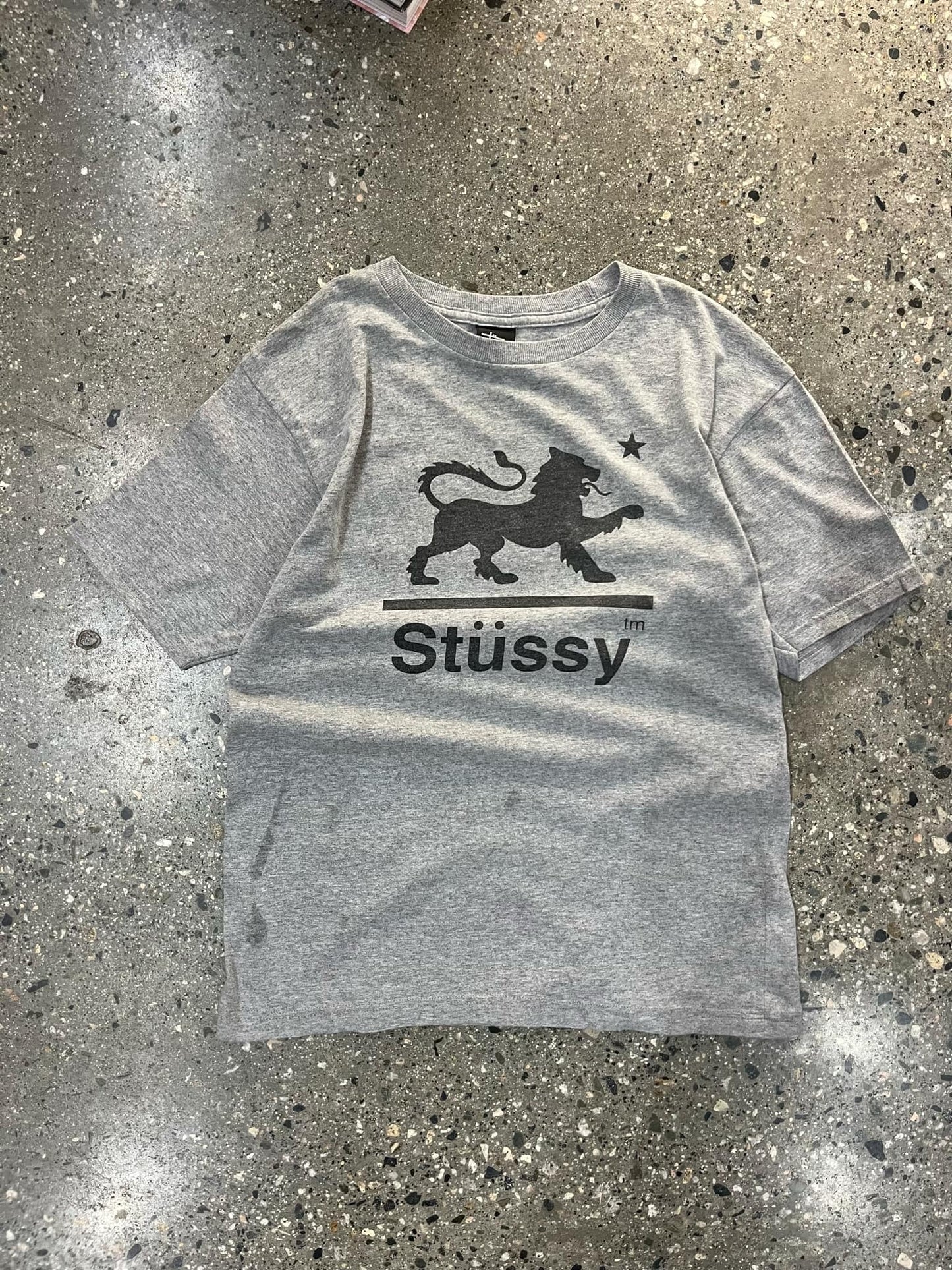 (M/L) Stussy Lion Tee