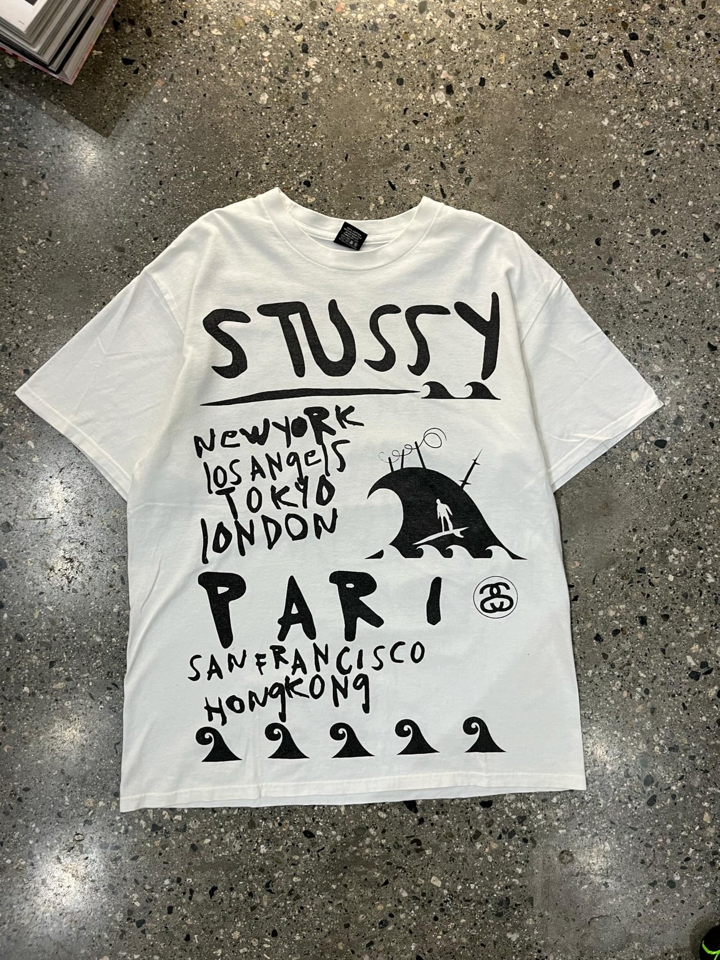 (L) Stussy International Tee