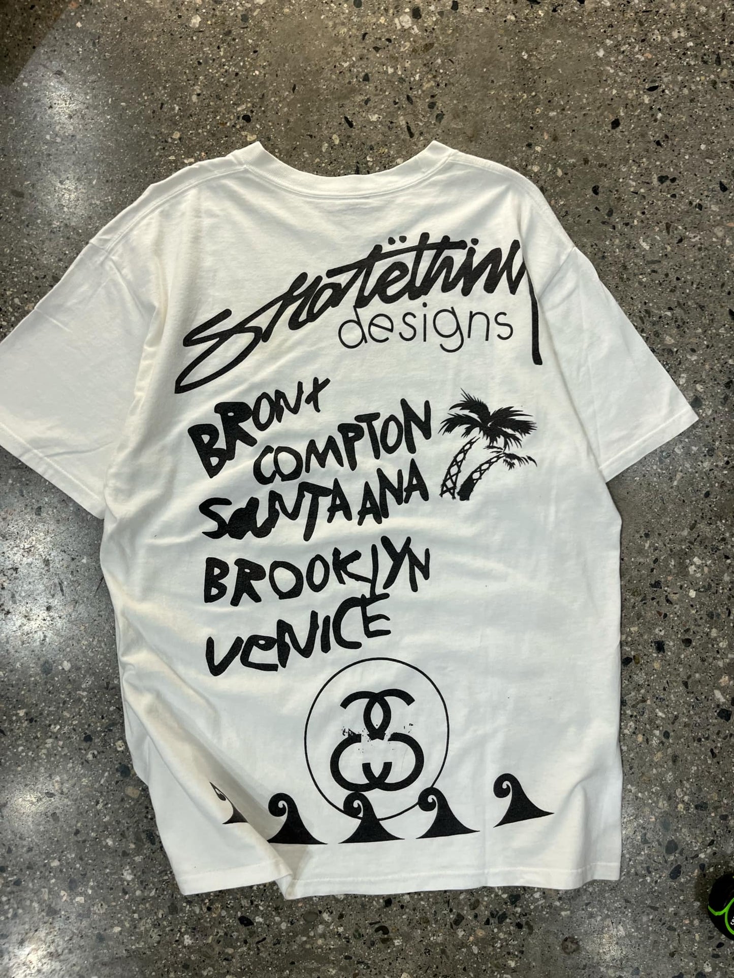 (L) Stussy International Tee