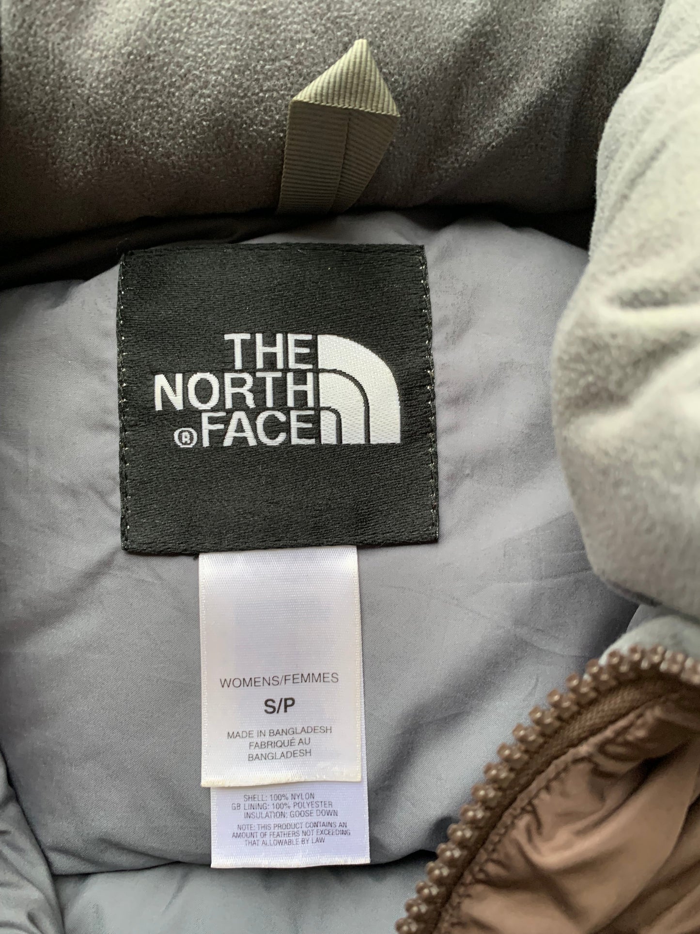 (S) The North Face 700 Brown Nuptse
