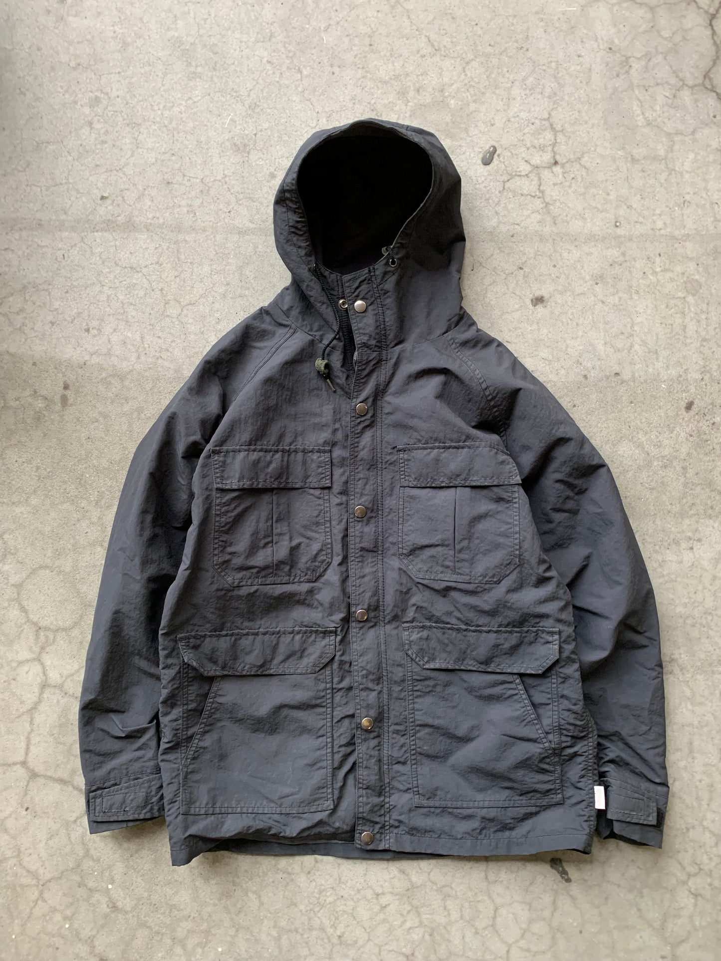 (L) Stussy Light Jacket