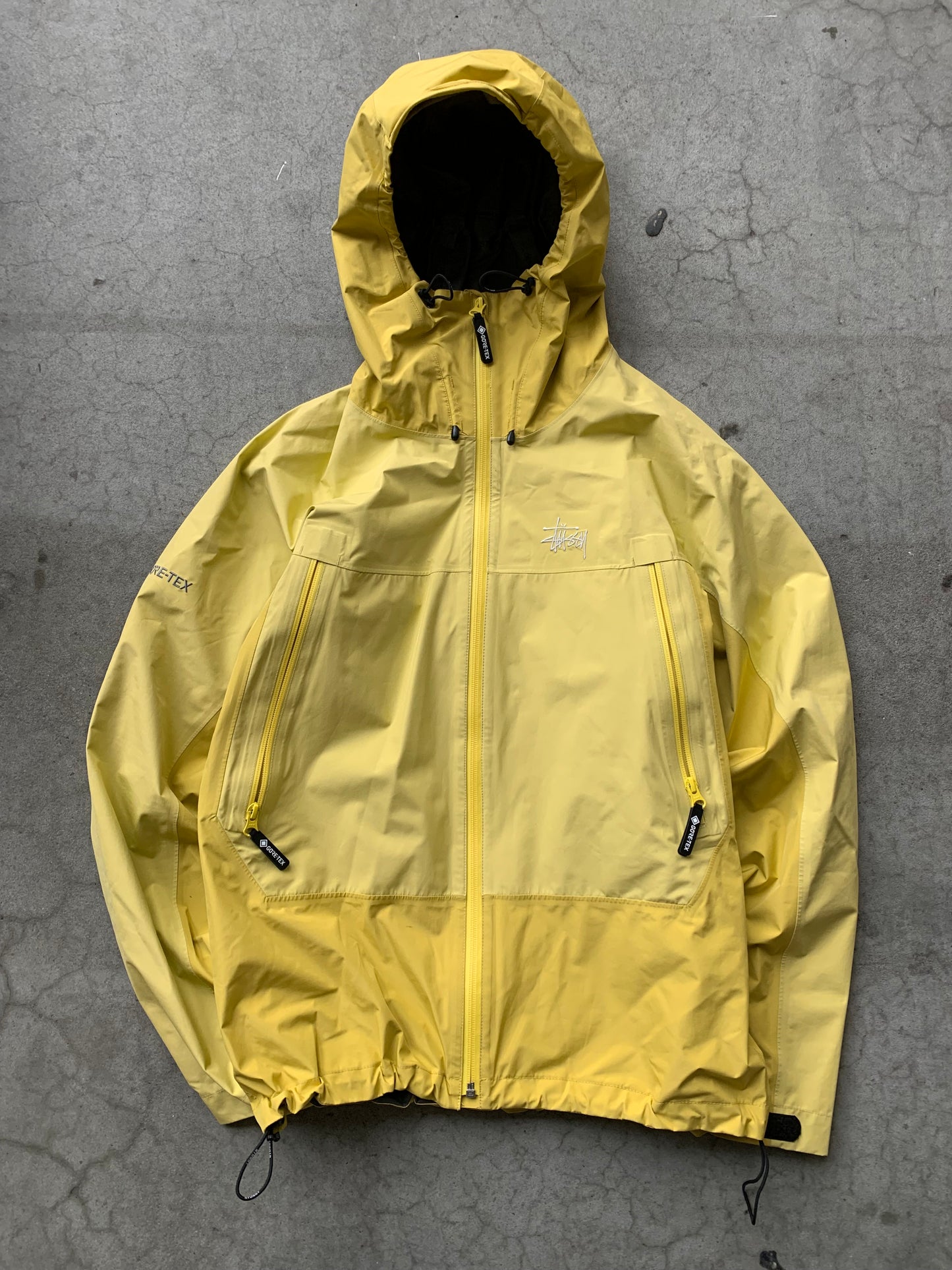 (S) Stussy Goretex Shell Jacket Yellow