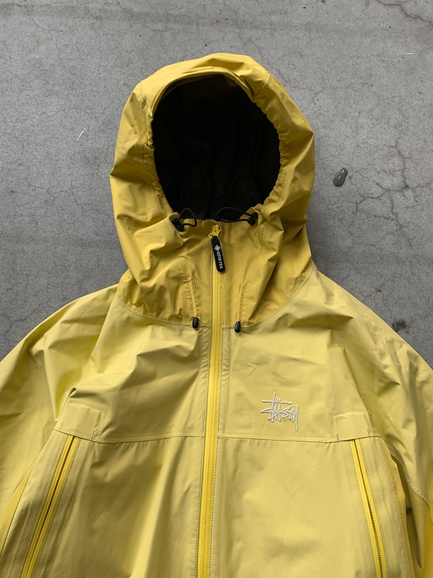 (S) Stussy Goretex Shell Jacket Yellow