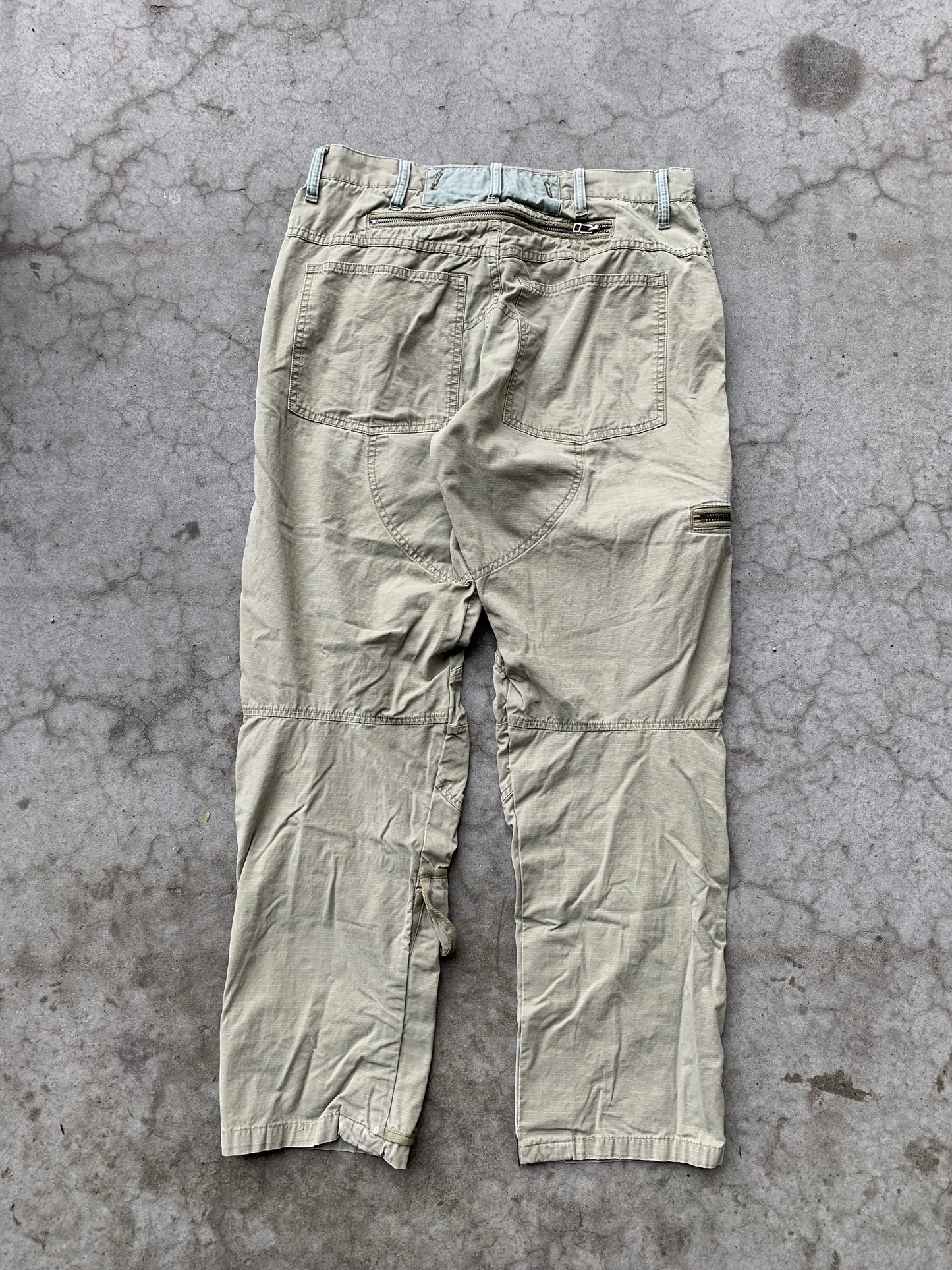 (34”) G-Star Raw Multi Pocket Utility Cargos