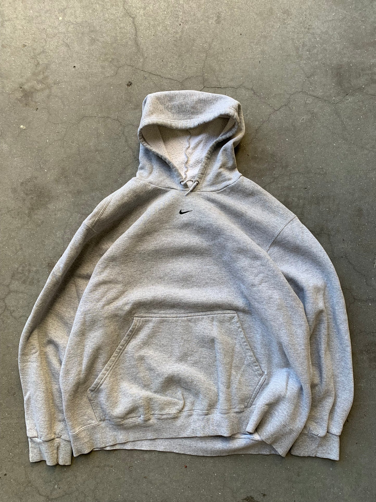 (XL/2X) 00’s Nike Center Swoosh Hoodie