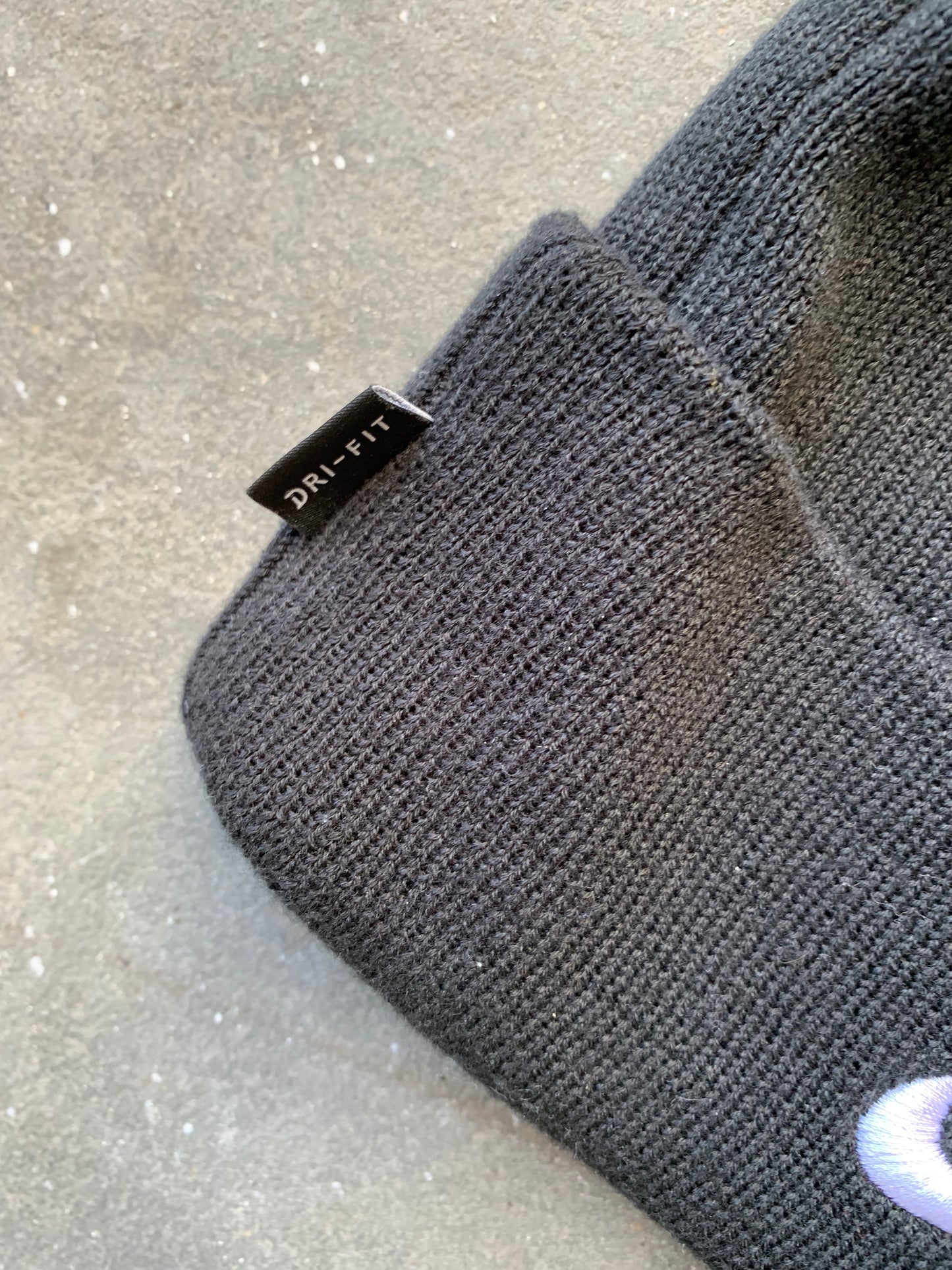 (OSFA) Nike Swoosh Beanie