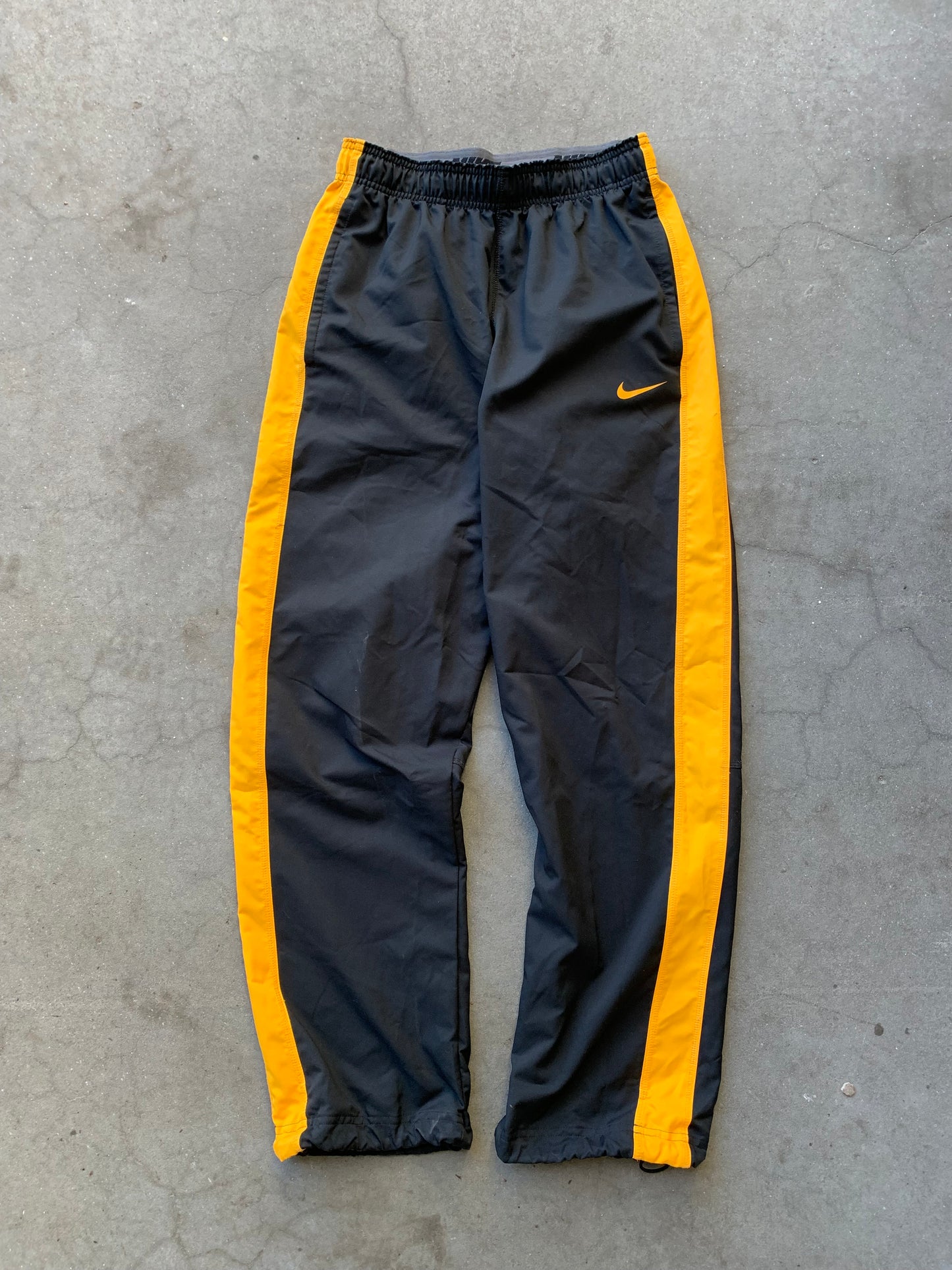 (S) Nike Windbreaker Parachutes