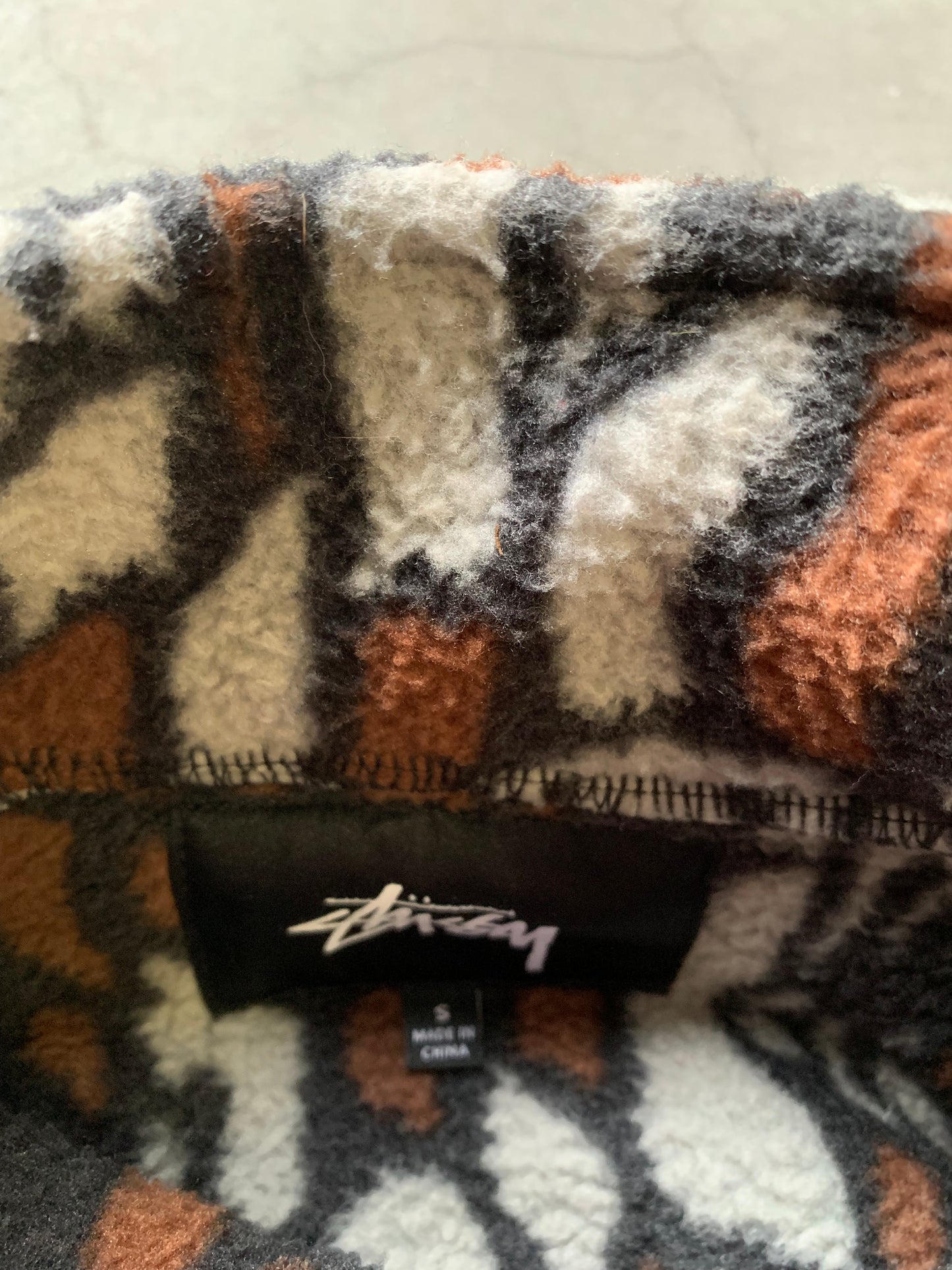 (S/M) Stussy Tree Bark Fleece