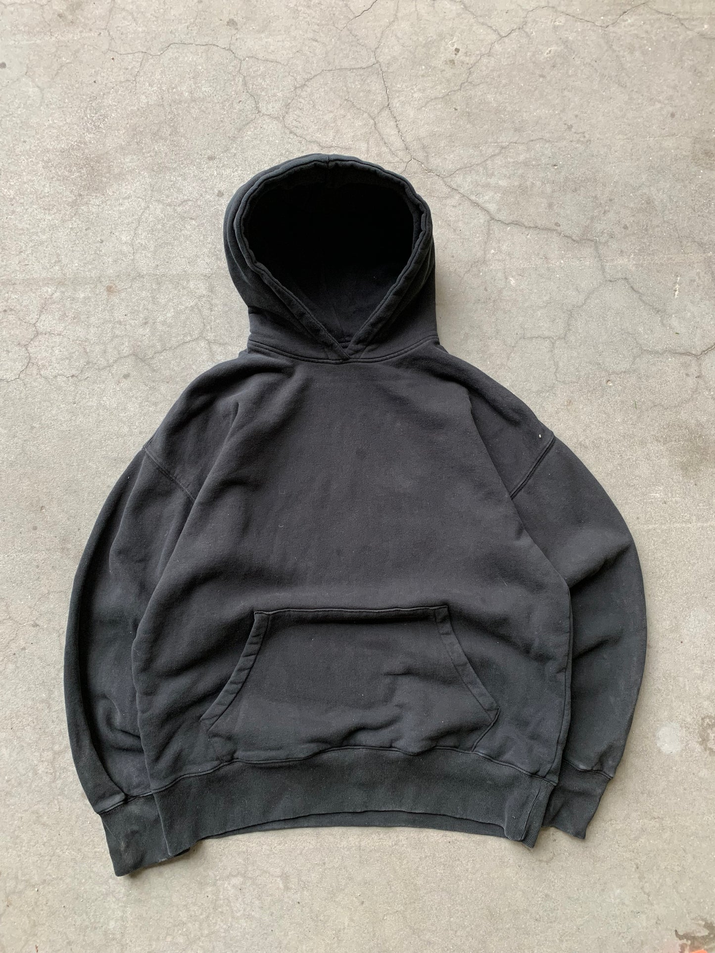 (M/L) Stussy Black Tonal Script Hoodie