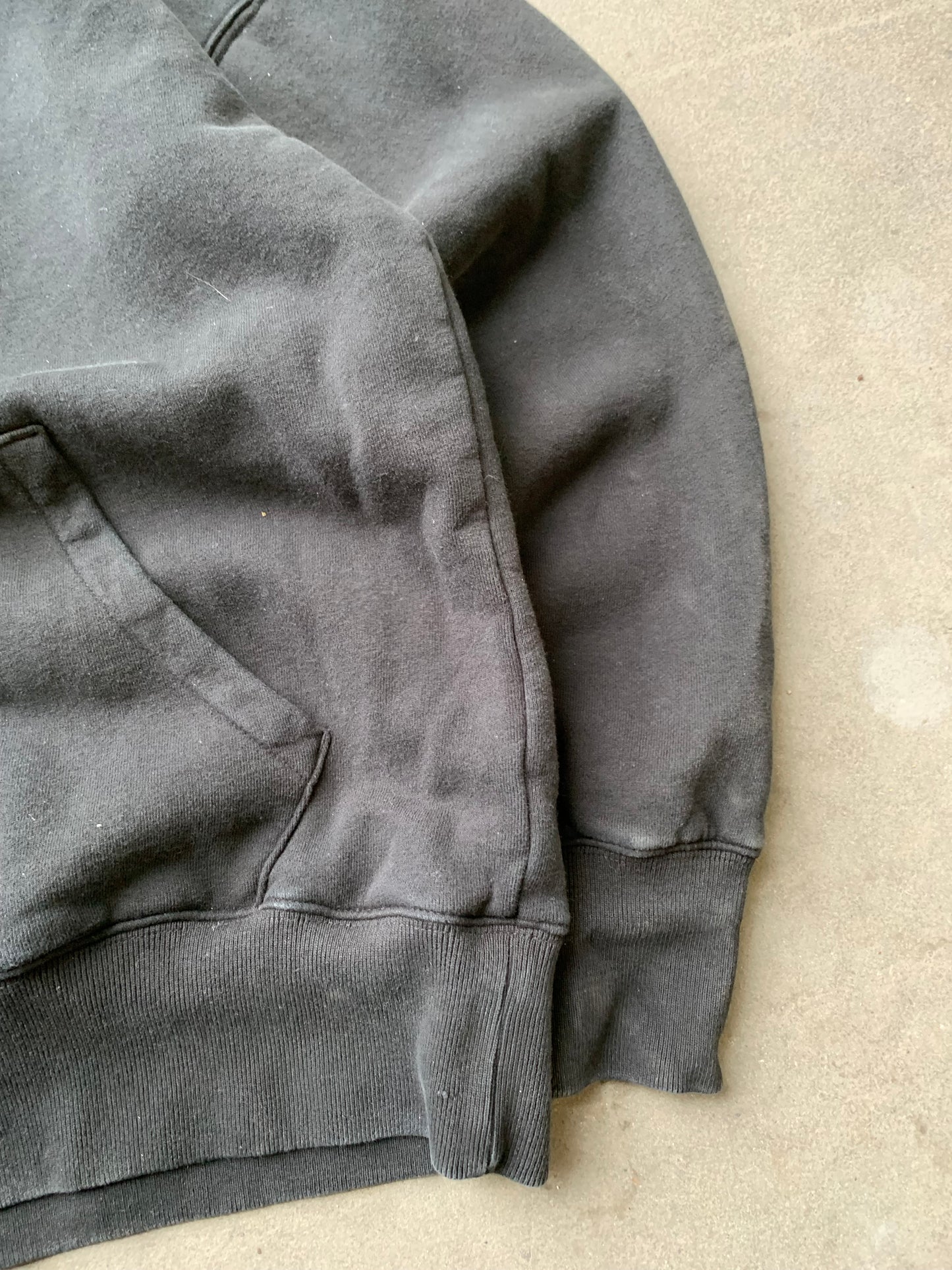 (M/L) Stussy Black Tonal Script Hoodie